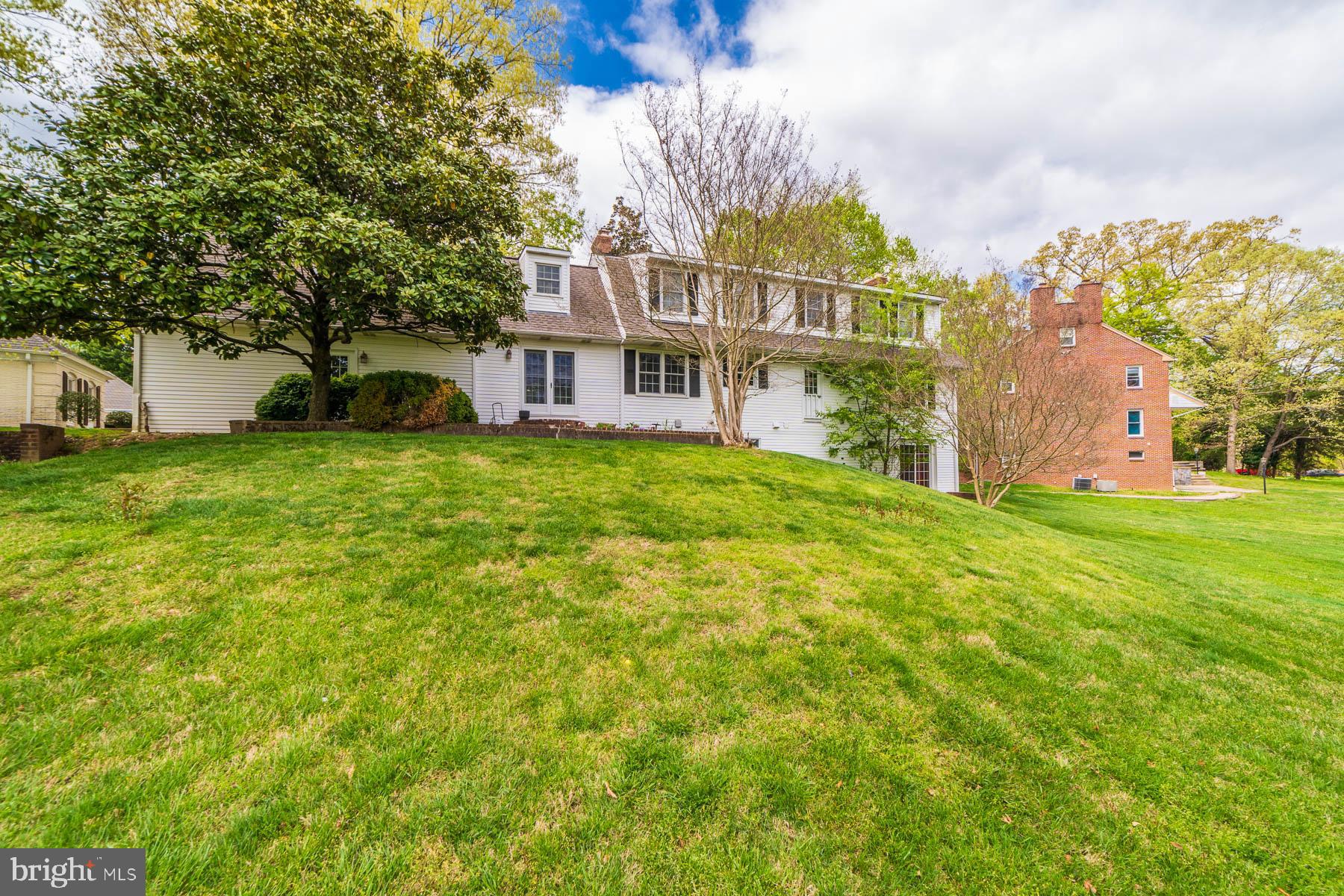 TANTALLON ON THE POTOMAC - Residential