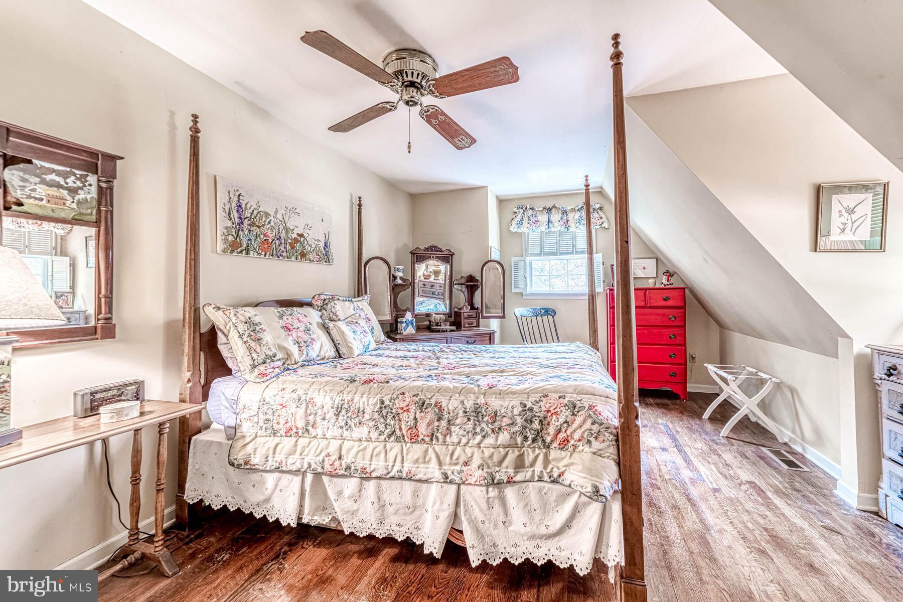 TANTALLON ON THE POTOMAC - Residential