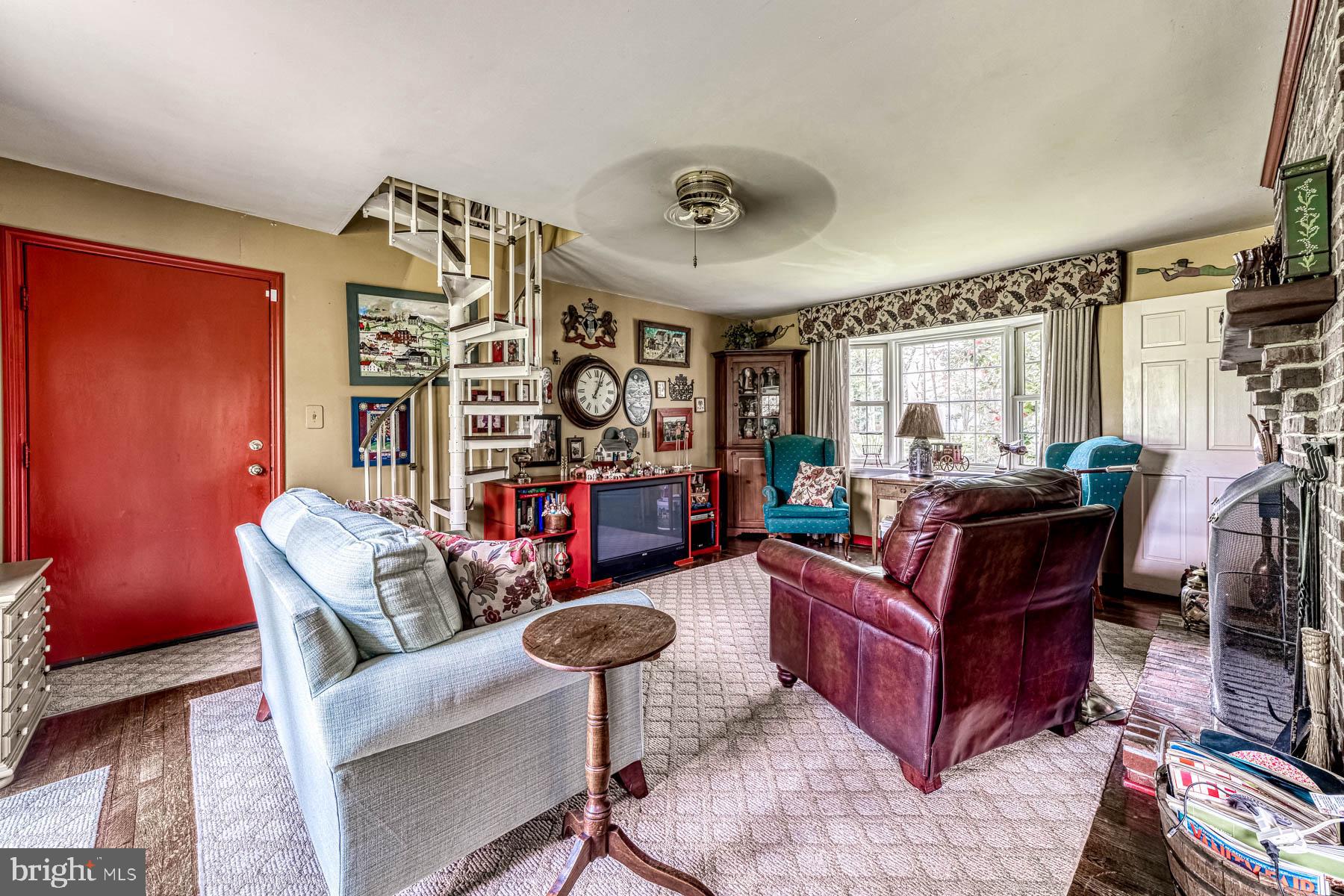 TANTALLON ON THE POTOMAC - Residential