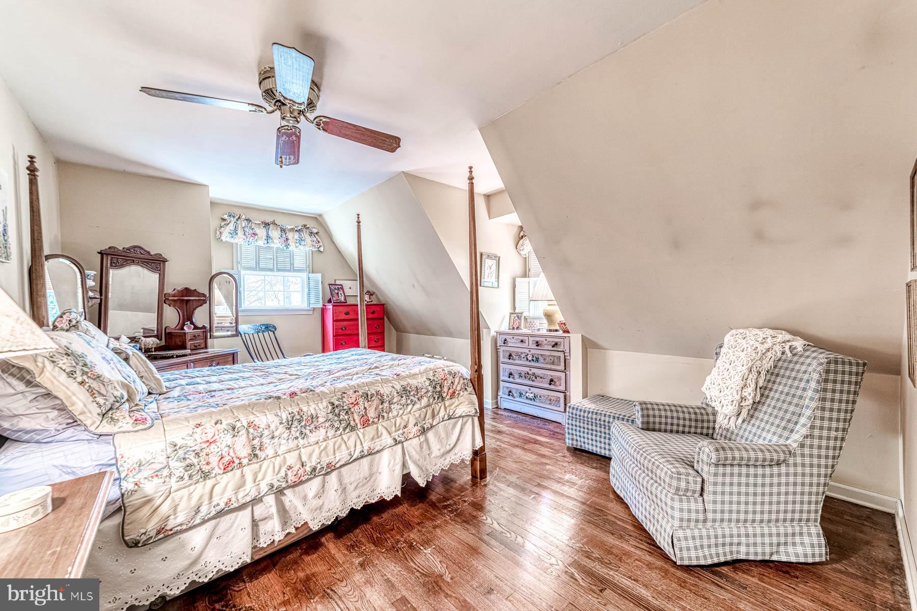 TANTALLON ON THE POTOMAC - Residential