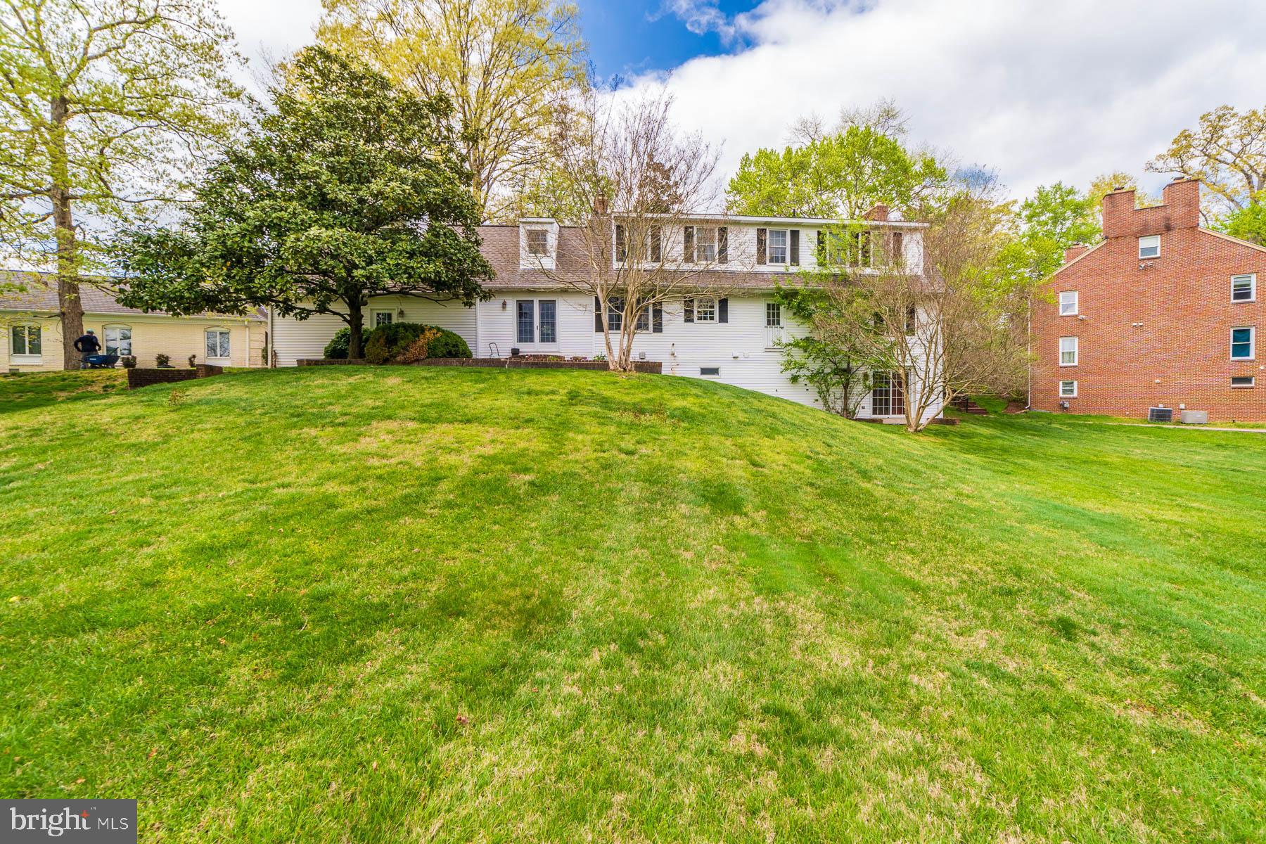 TANTALLON ON THE POTOMAC - Residential