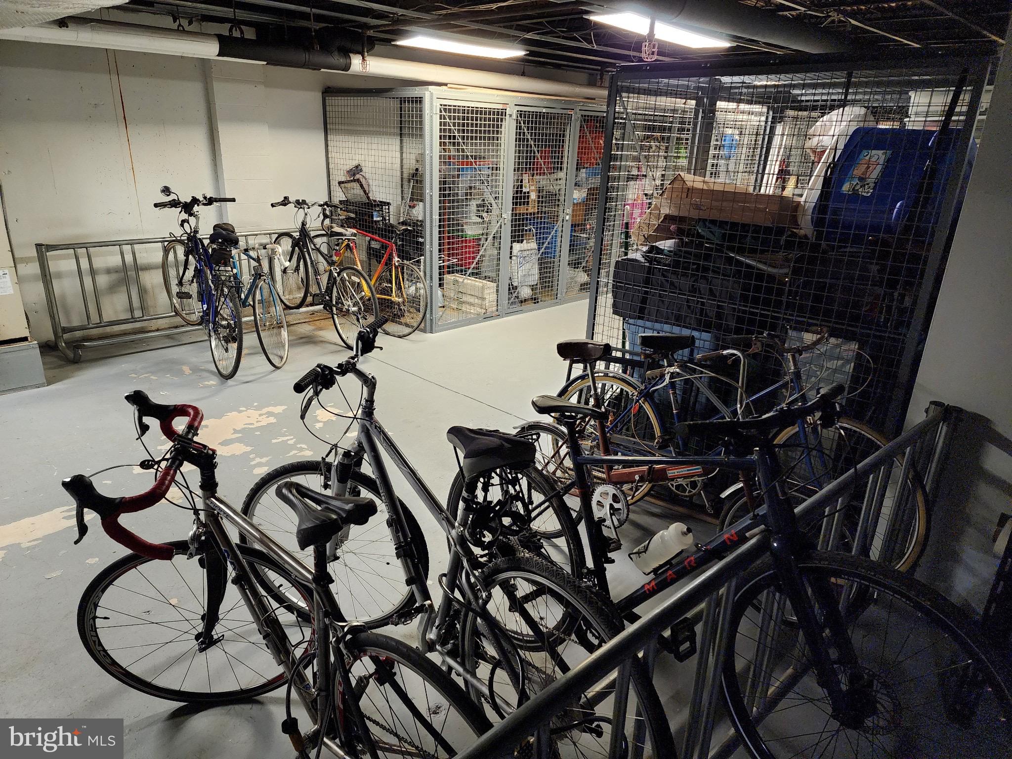 ROXBOROUGH - Residential