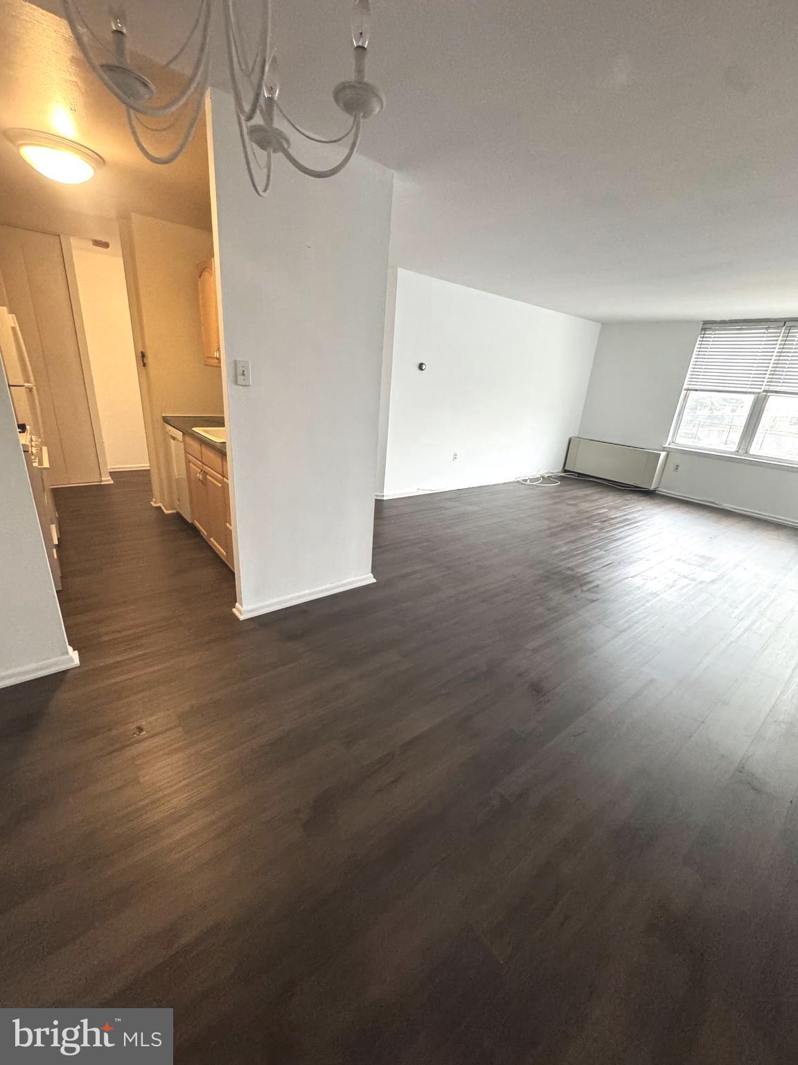 ROXBOROUGH - Residential