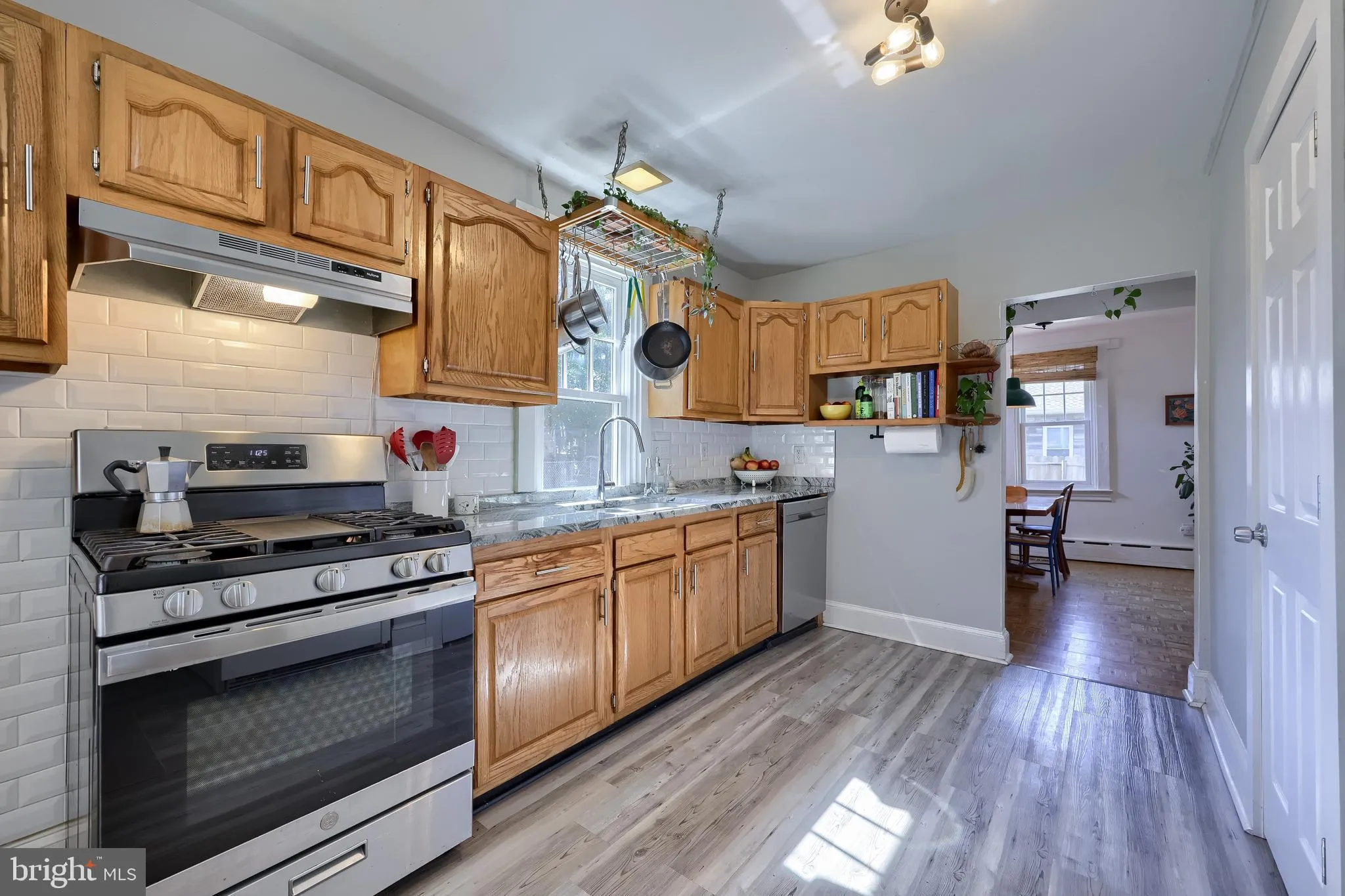 Lancaster, Pennsylvania 17603, United States, 3 Bedrooms Bedrooms, ,2 BathroomsBathrooms,Residential,Active,215425