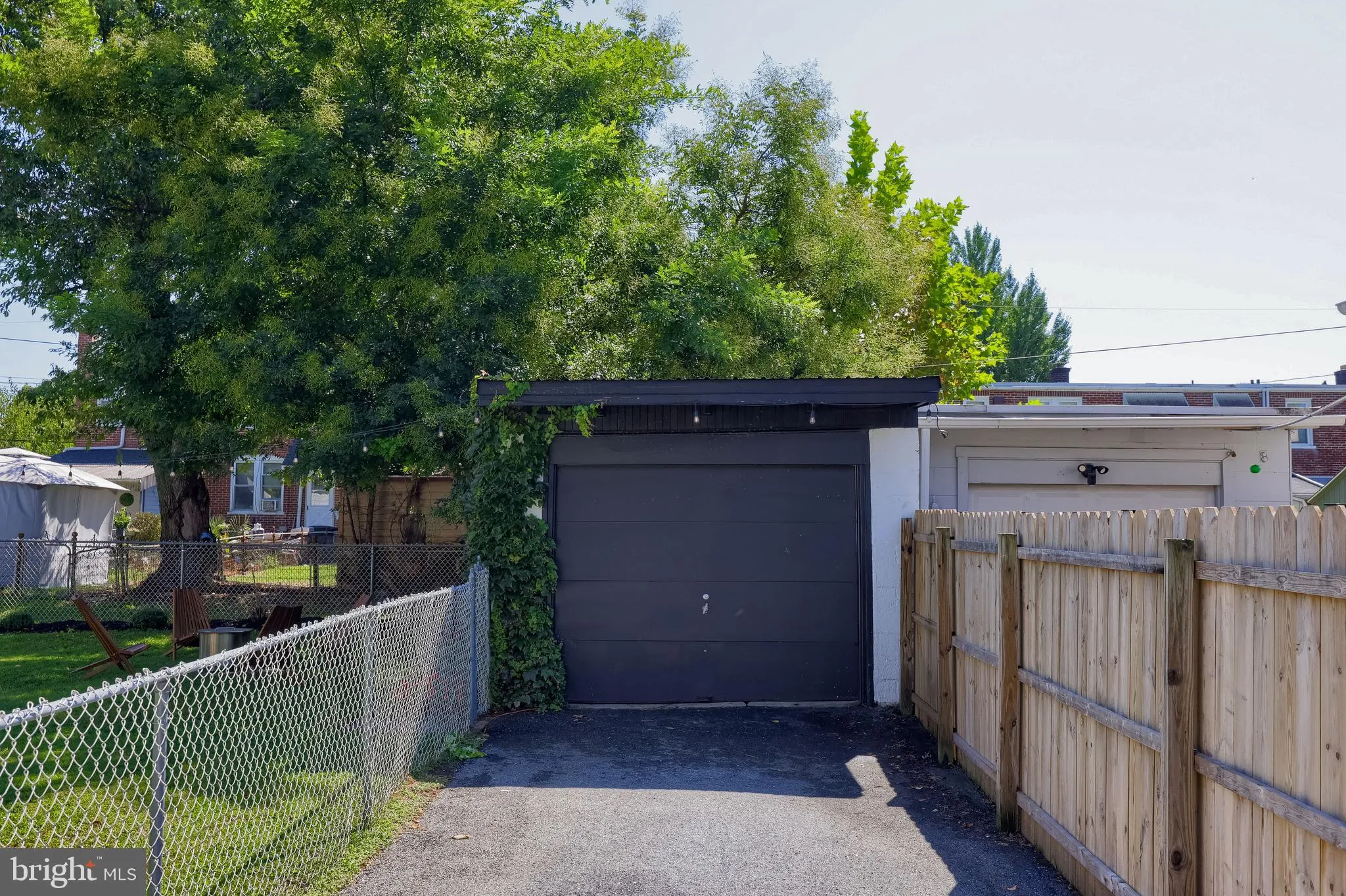 Lancaster, Pennsylvania 17603, United States, 3 Bedrooms Bedrooms, ,2 BathroomsBathrooms,Residential,Active,215425