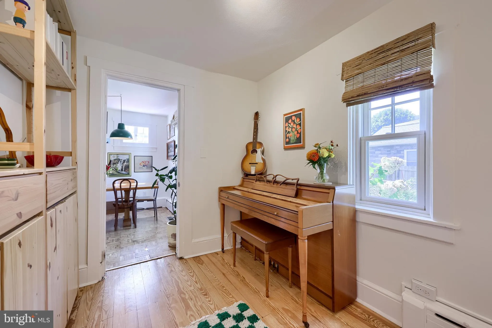 Lancaster, Pennsylvania 17603, United States, 3 Bedrooms Bedrooms, ,2 BathroomsBathrooms,Residential,Active,215425