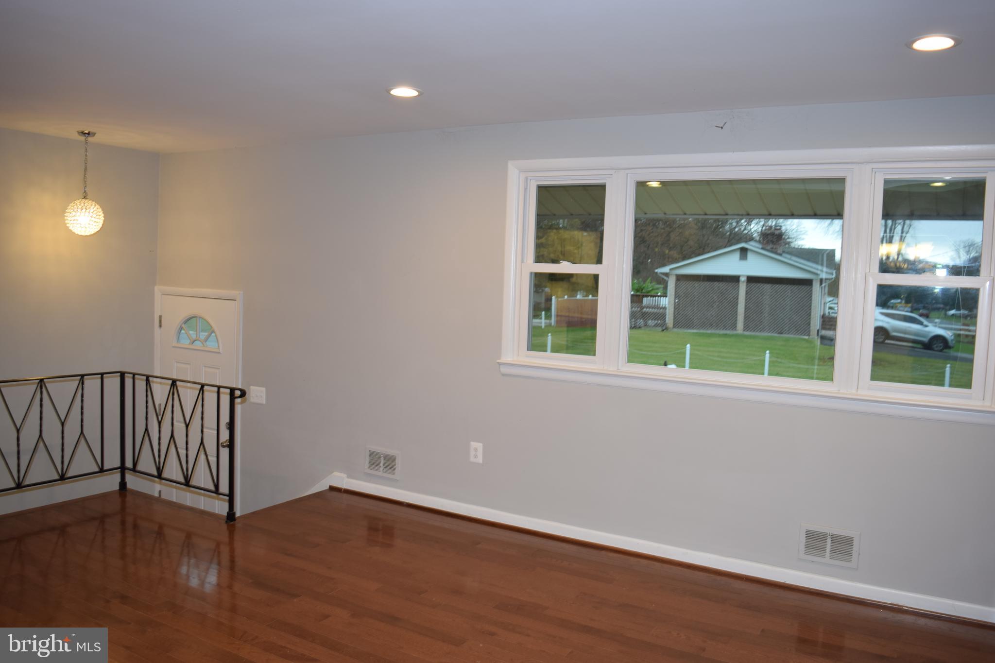 OAKLAWN - Residential