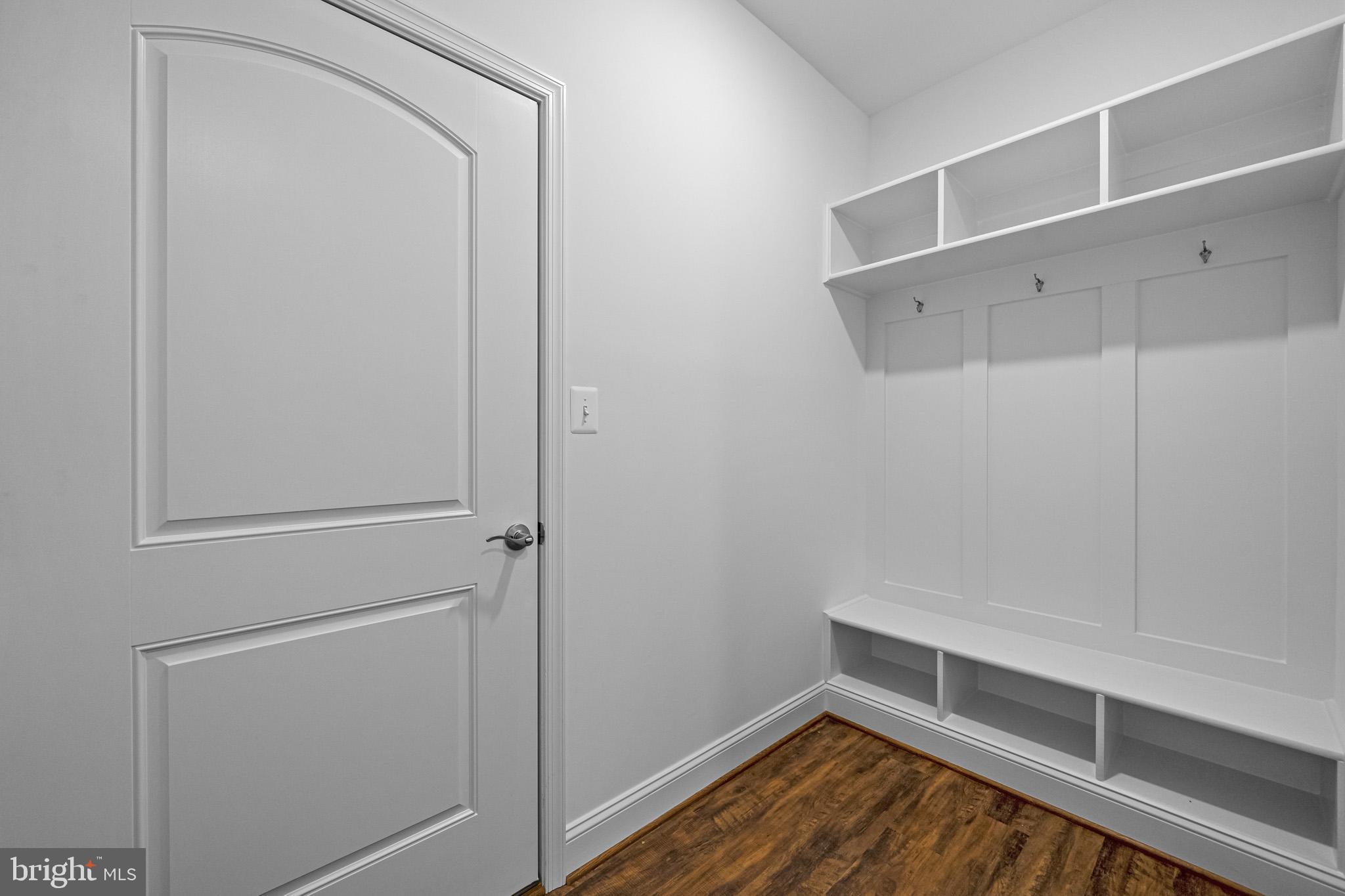 CANTERLEIGH - Residential