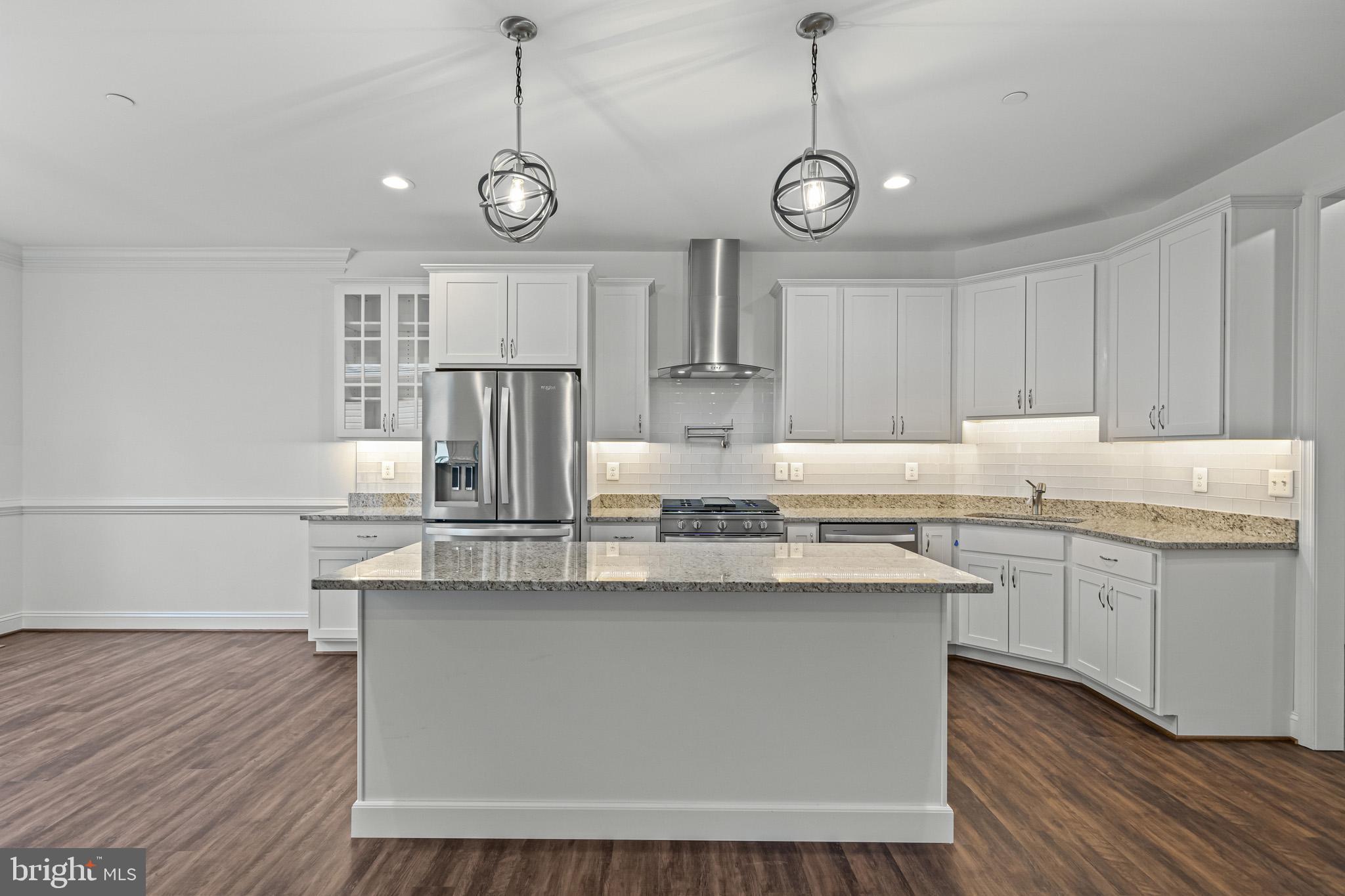 CANTERLEIGH - Residential