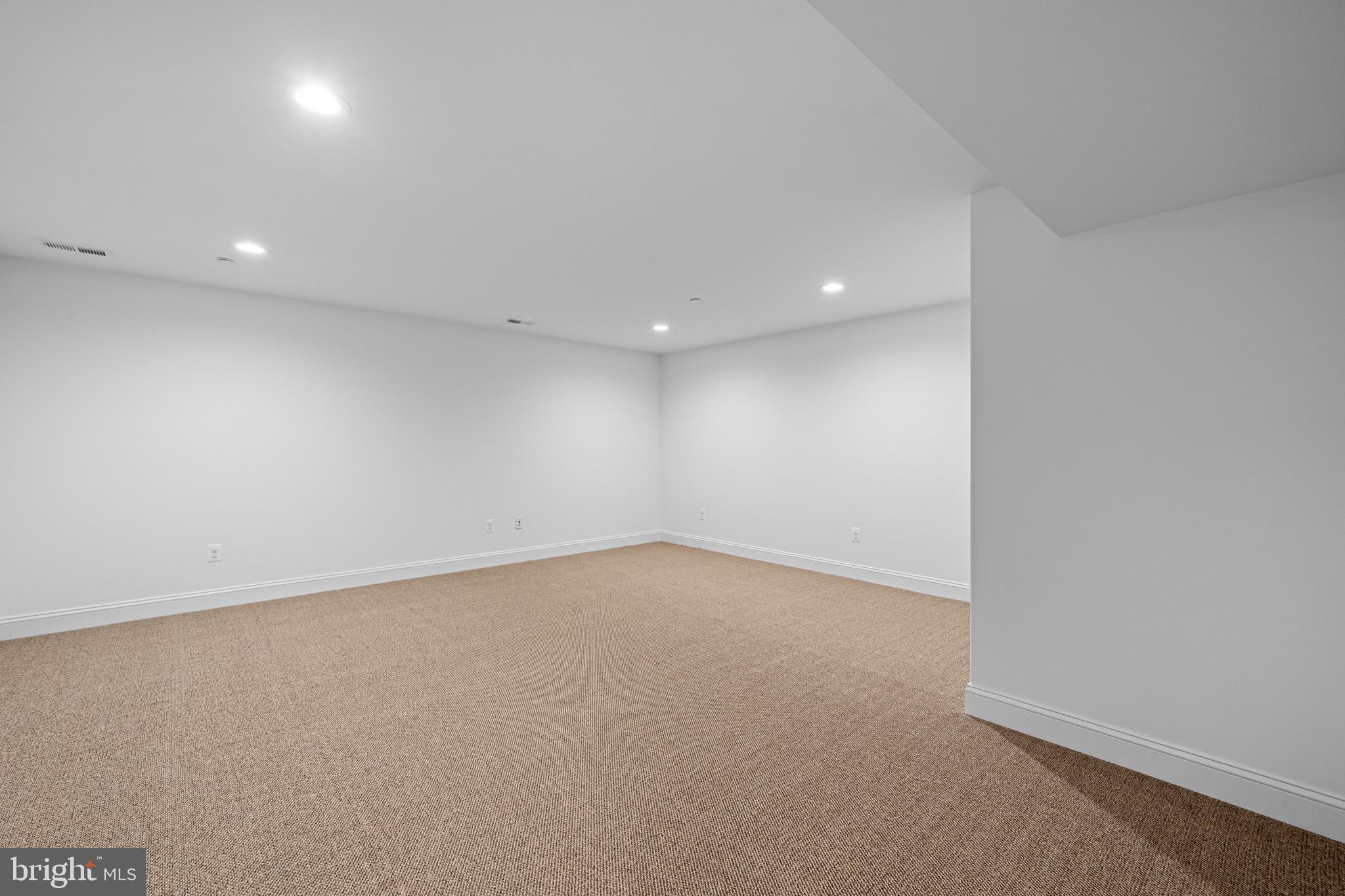 CANTERLEIGH - Residential