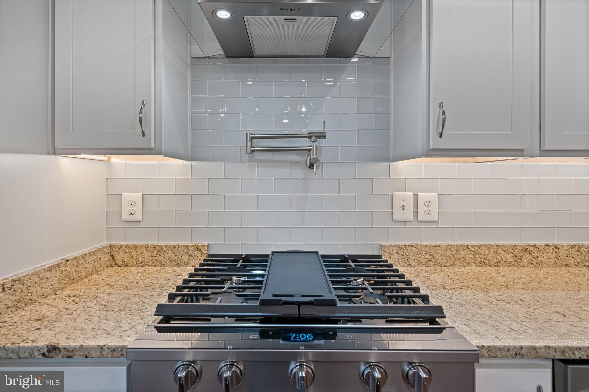 CANTERLEIGH - Residential