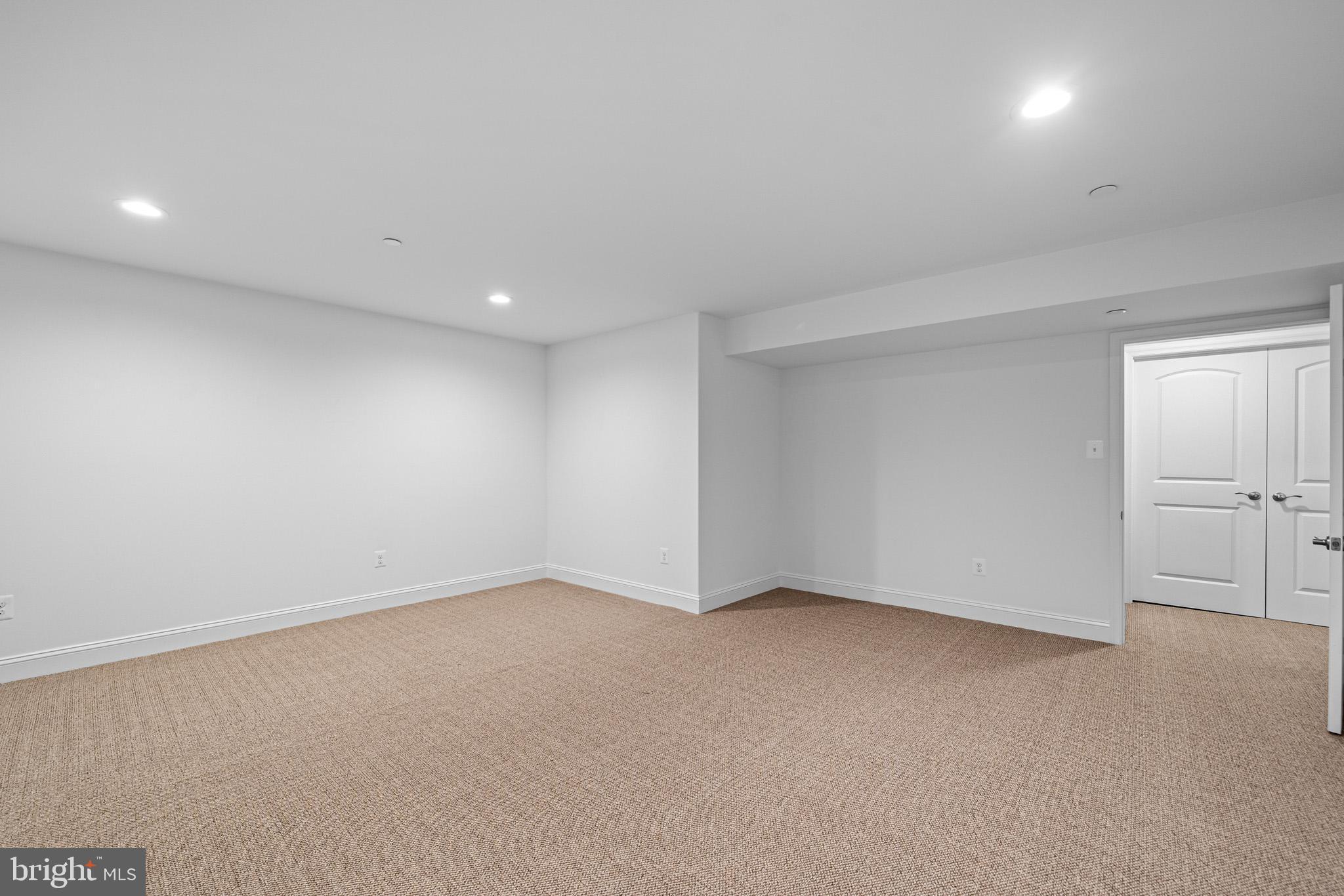 CANTERLEIGH - Residential