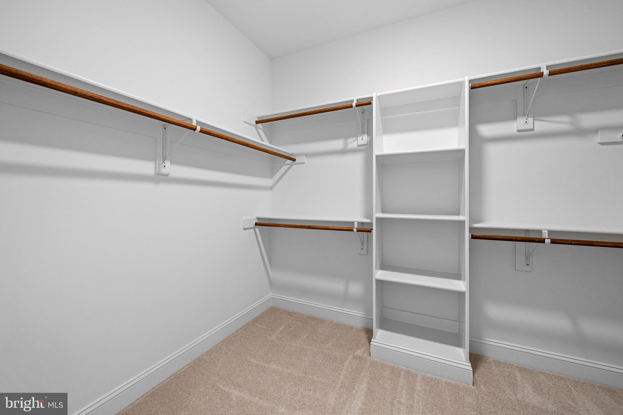 CANTERLEIGH - Residential