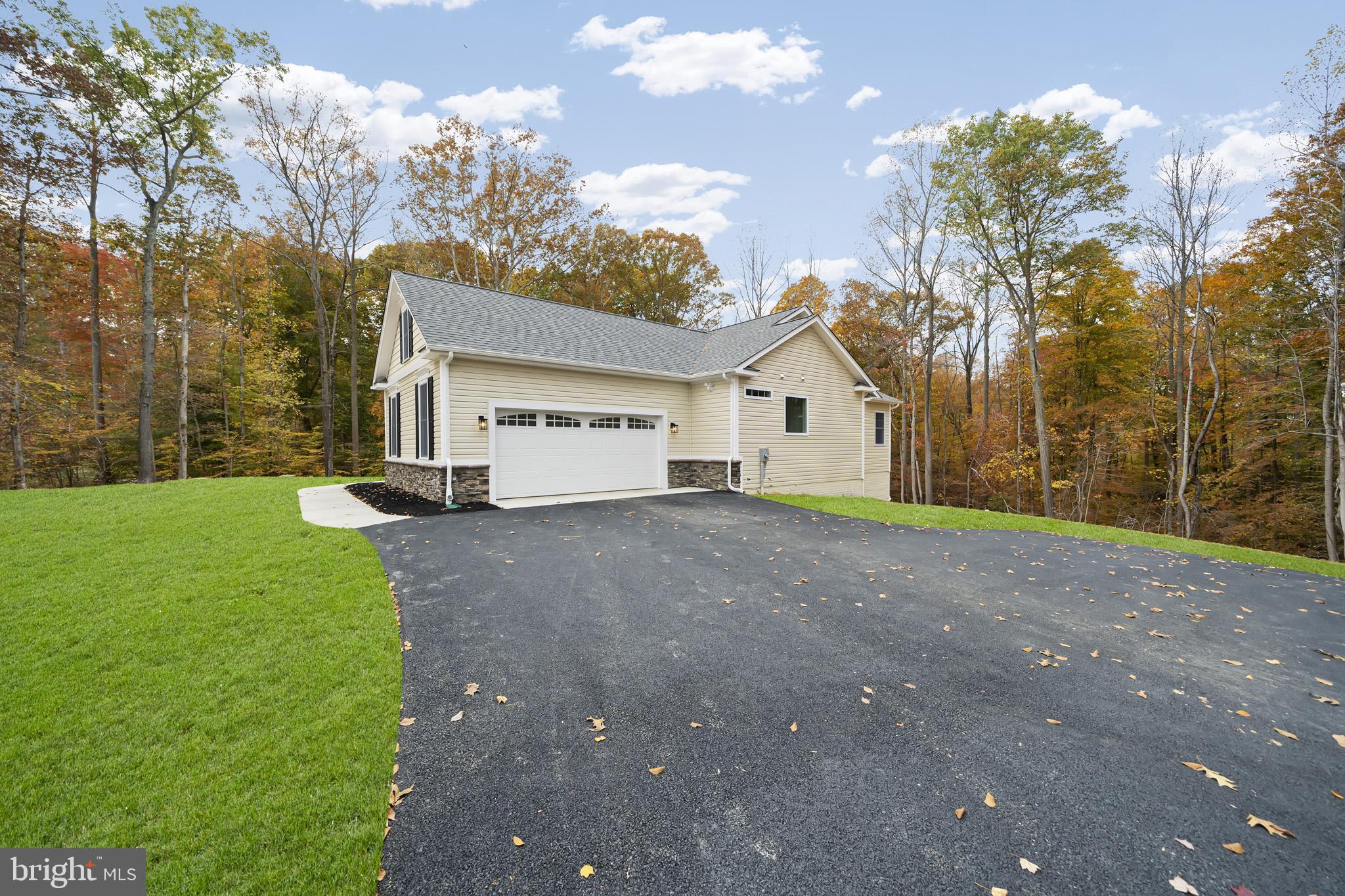 CANTERLEIGH - Residential