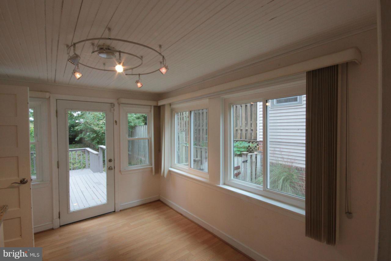 ALCOVA HEIGHTS - Residential Lease