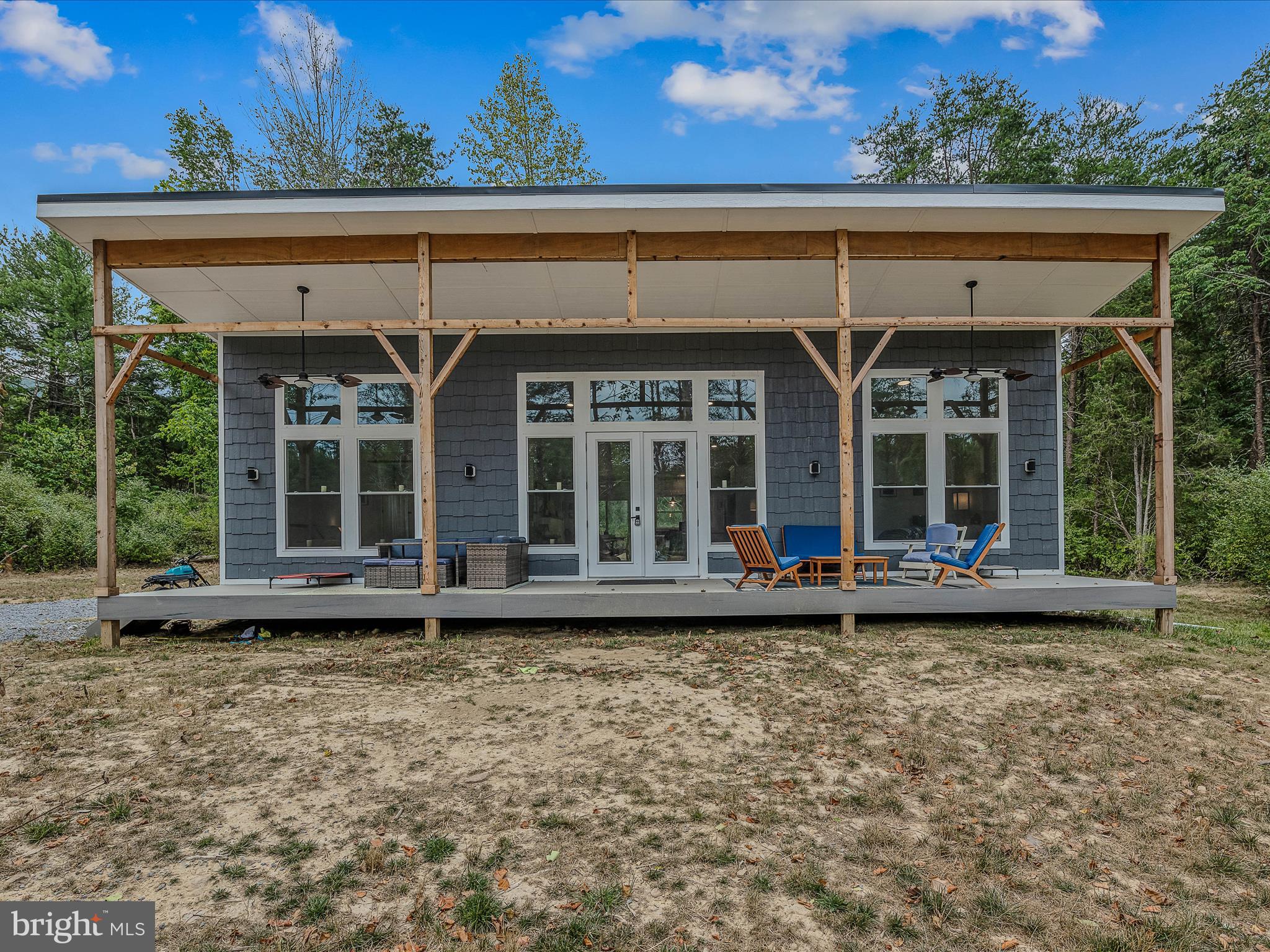 CEDAR POINT EAST - Residential