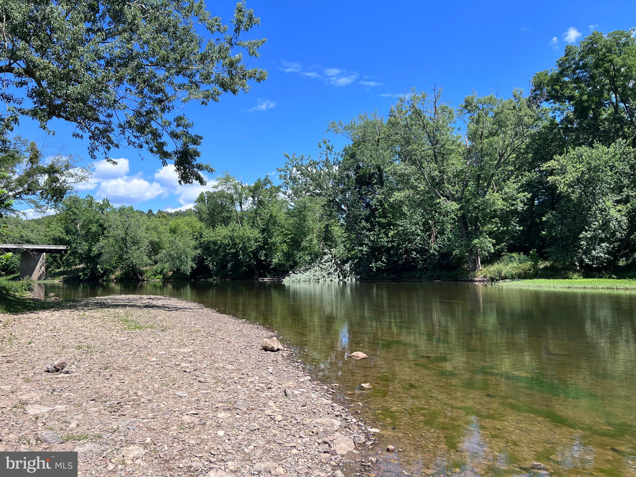 CEDAR POINT EAST - Residential