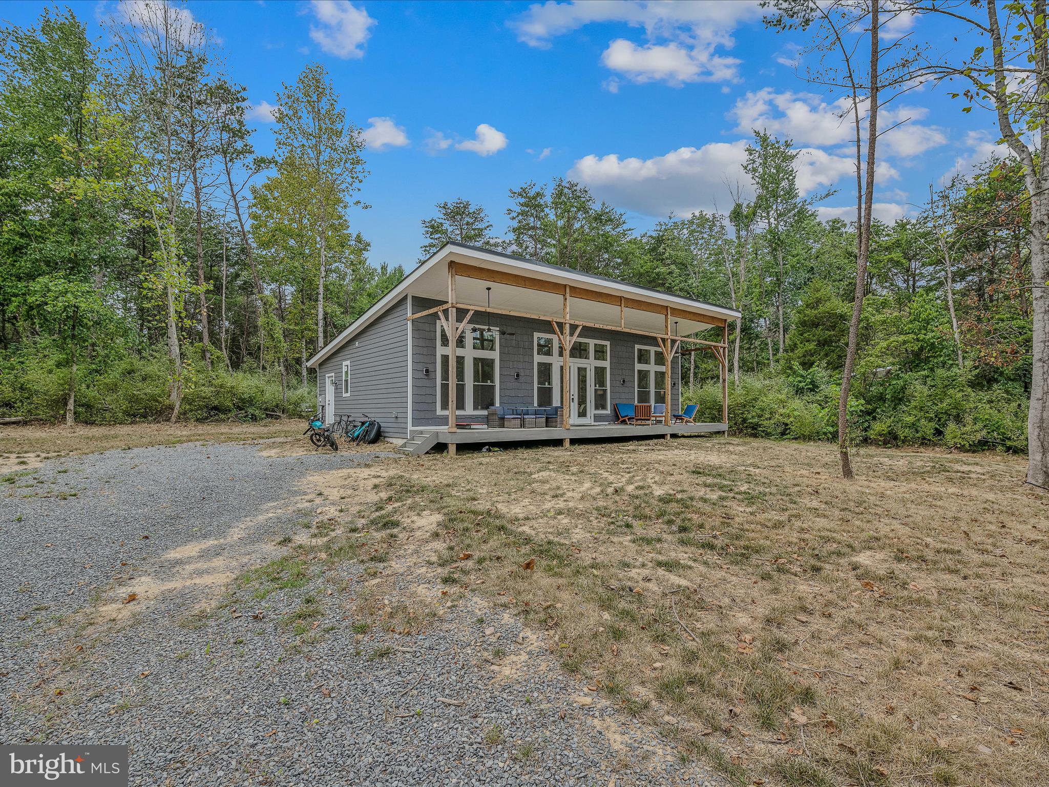 CEDAR POINT EAST - Residential