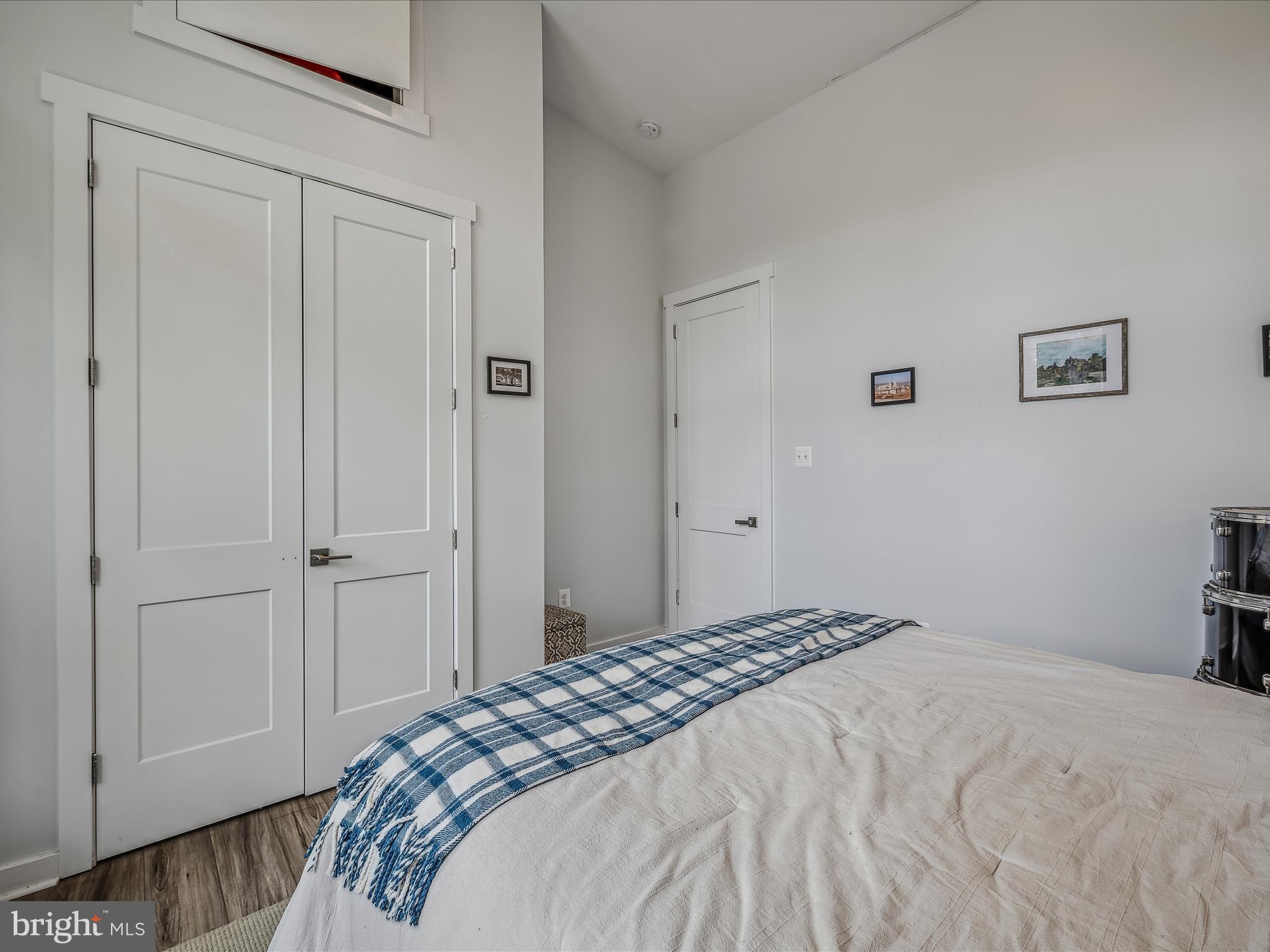 CEDAR POINT EAST - Residential