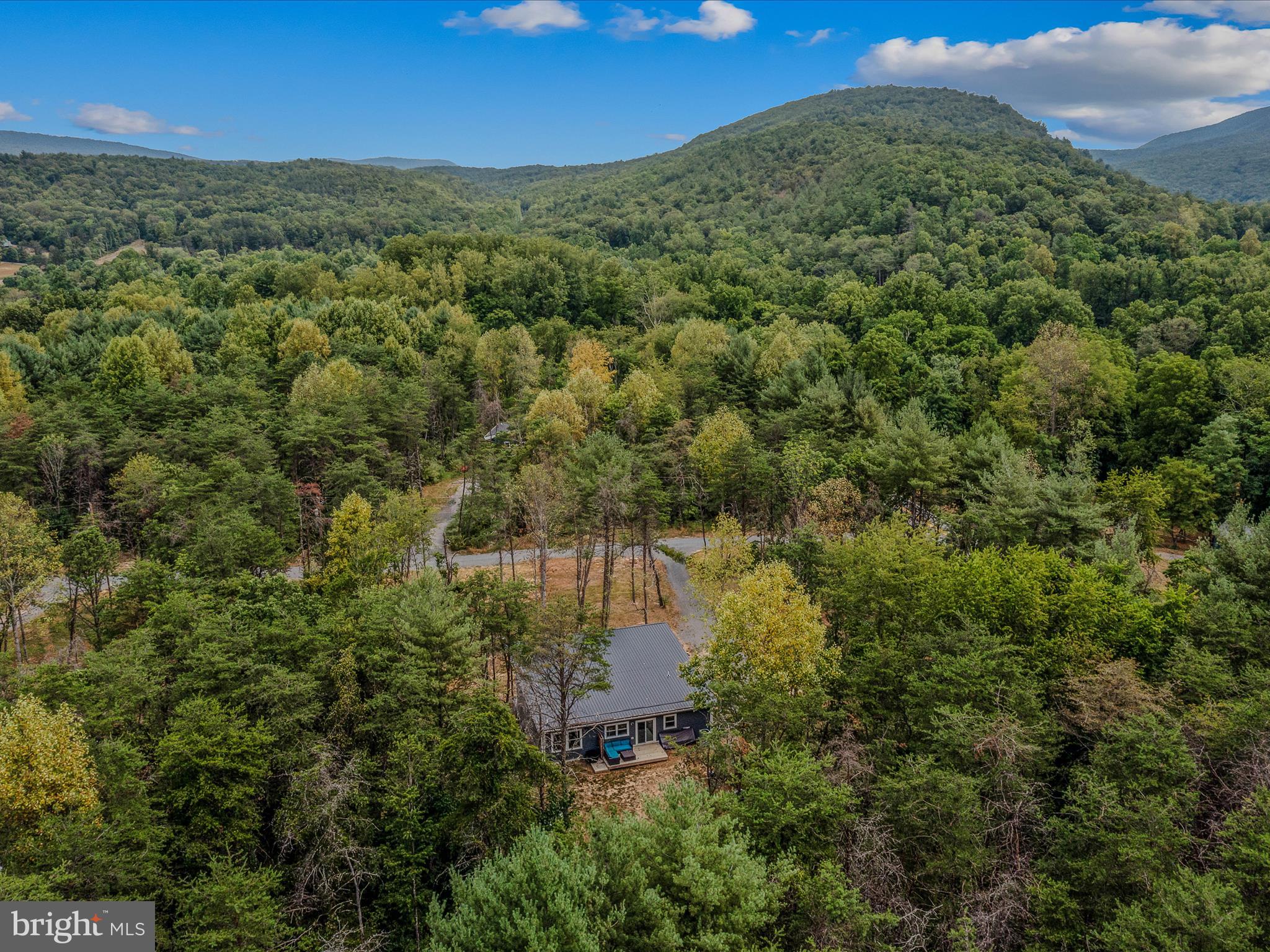 CEDAR POINT EAST - Residential