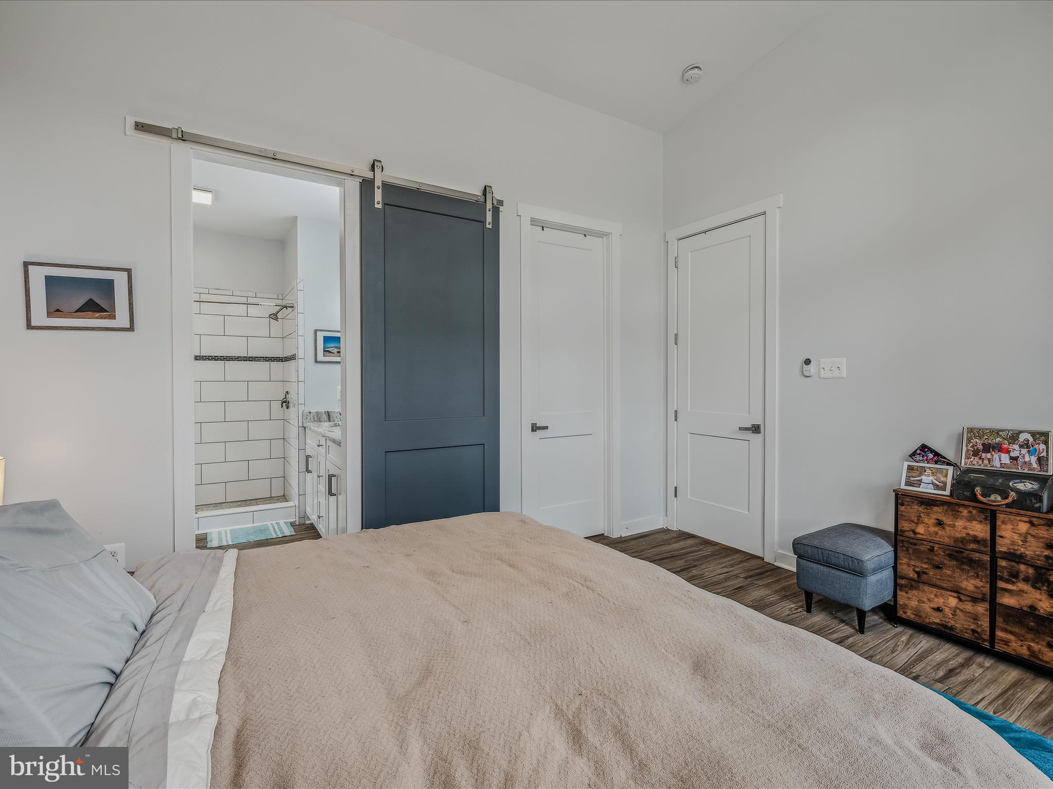 CEDAR POINT EAST - Residential