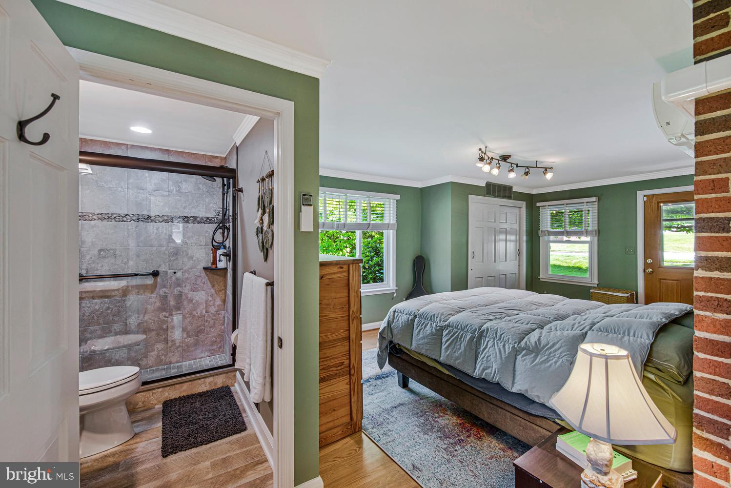 DULANEY MANOR - Residential