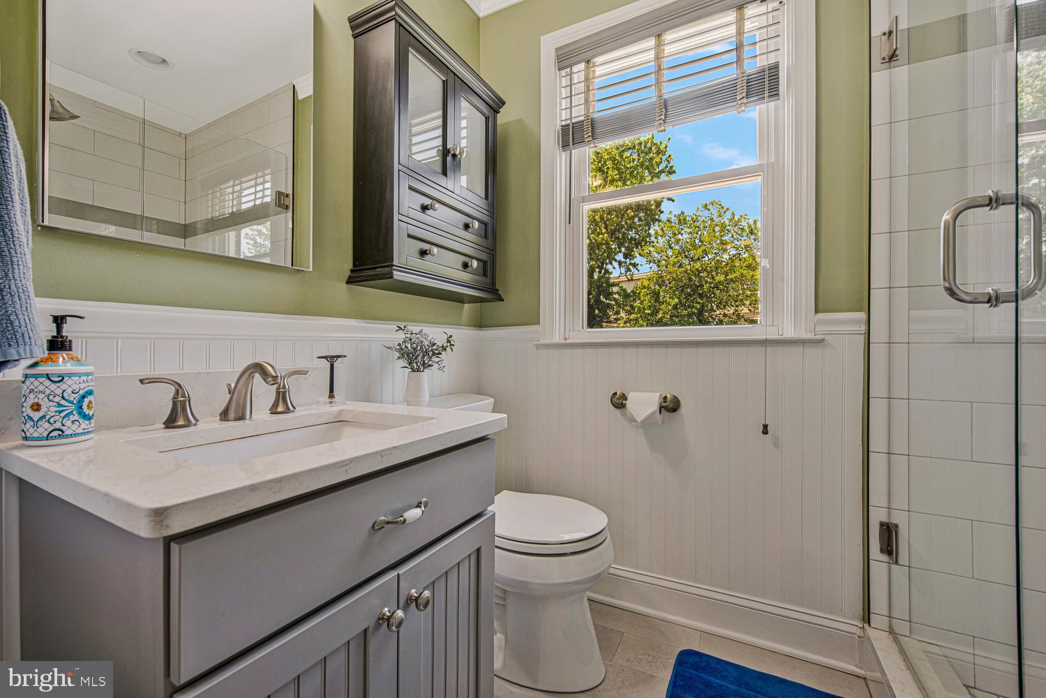 DULANEY MANOR - Residential