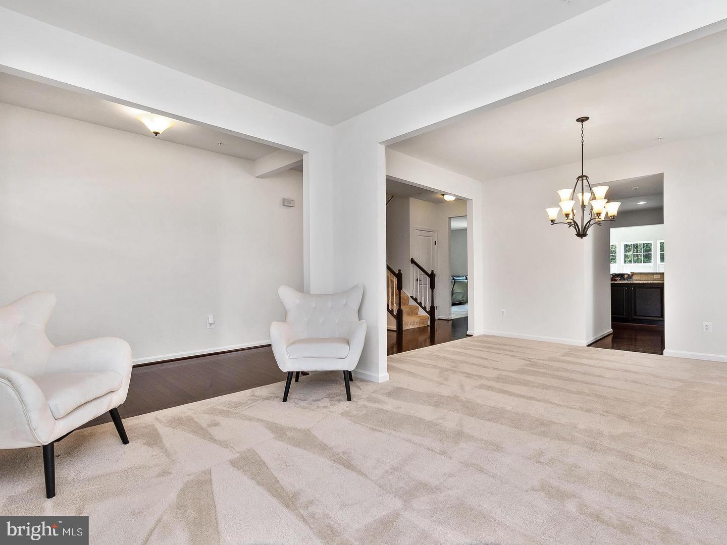 BRENTWOOD - Residential