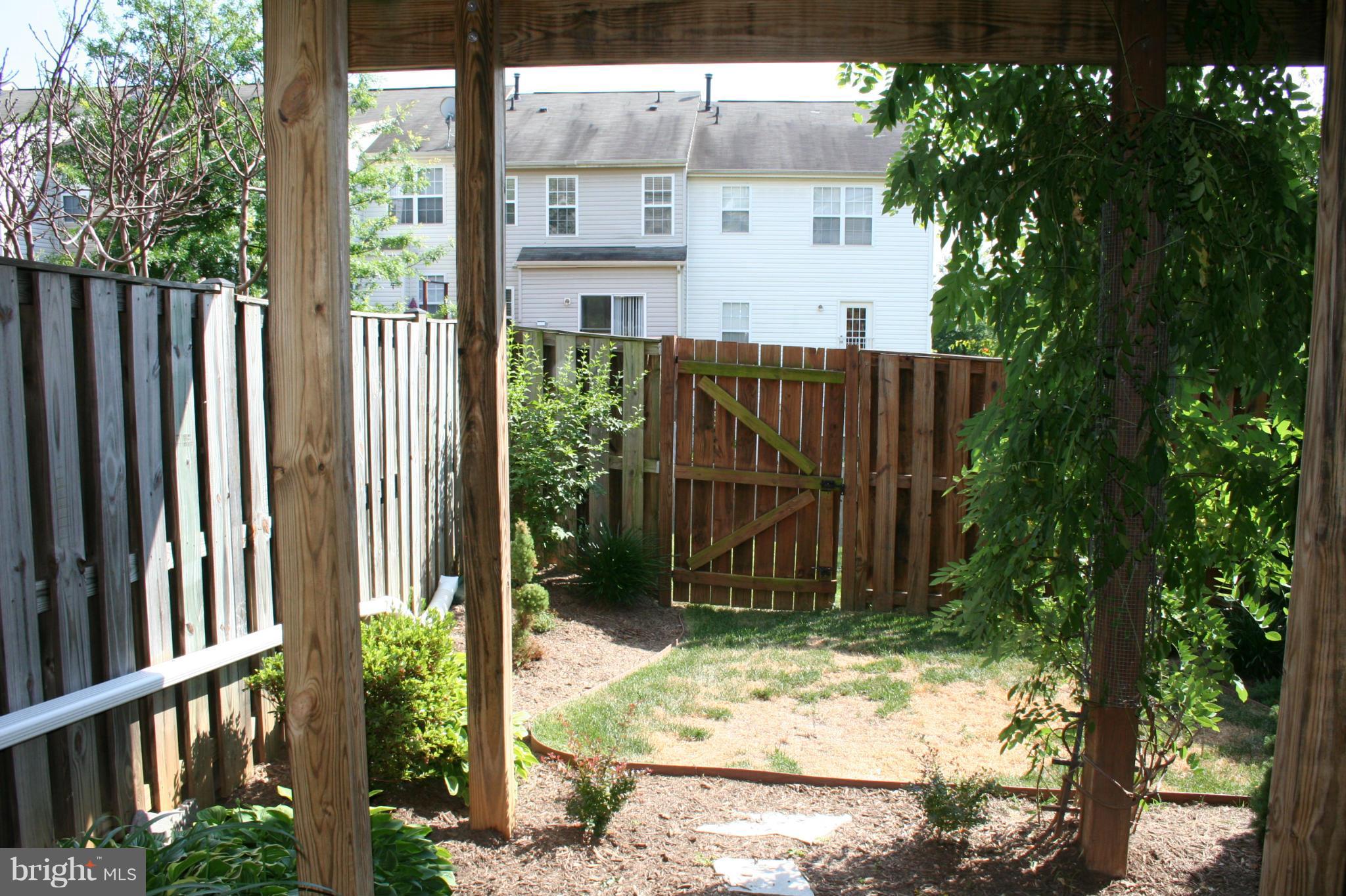 HOYLES MILL VILLAGE - Residential Lease