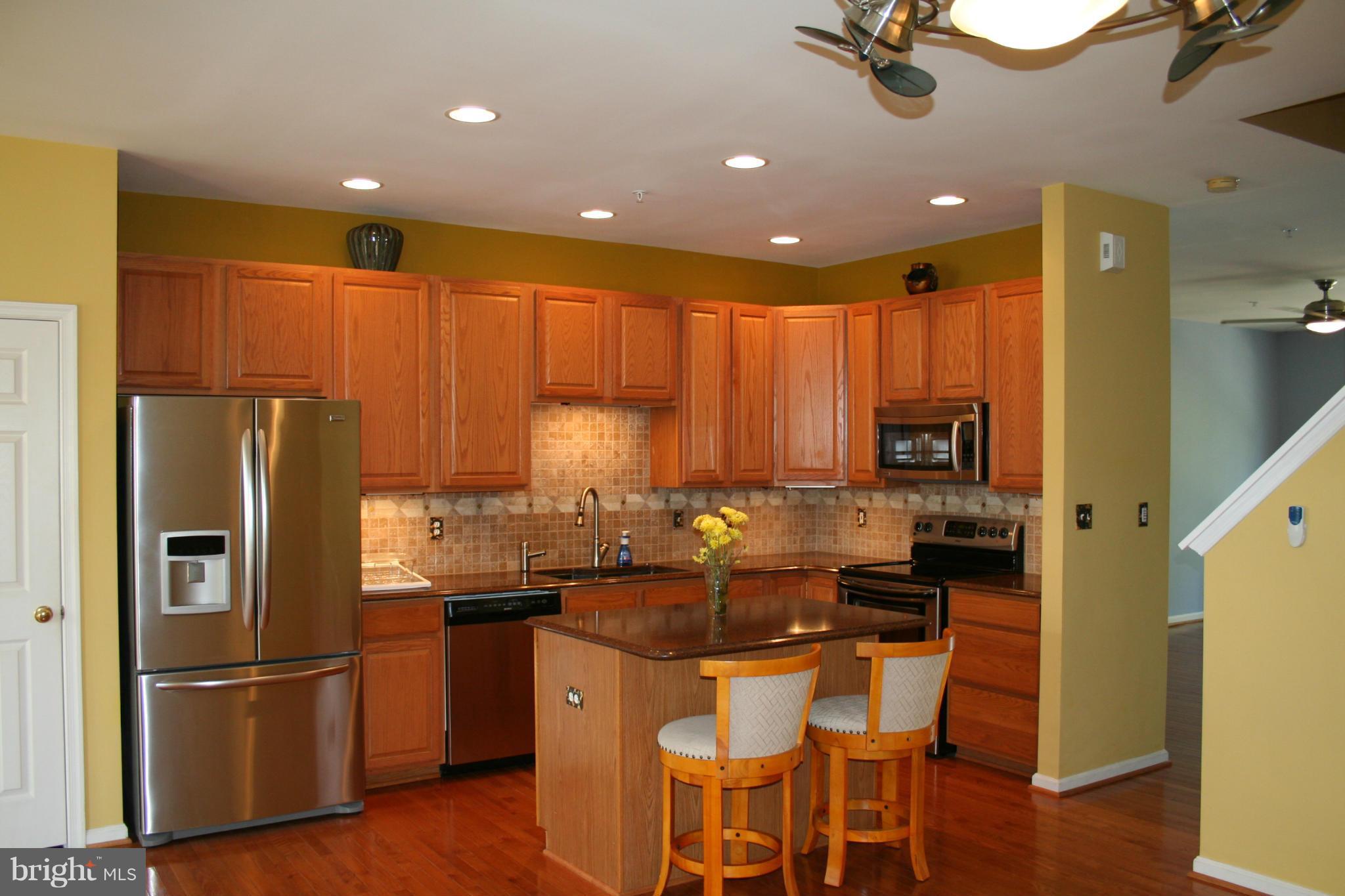 HOYLES MILL VILLAGE - Residential Lease