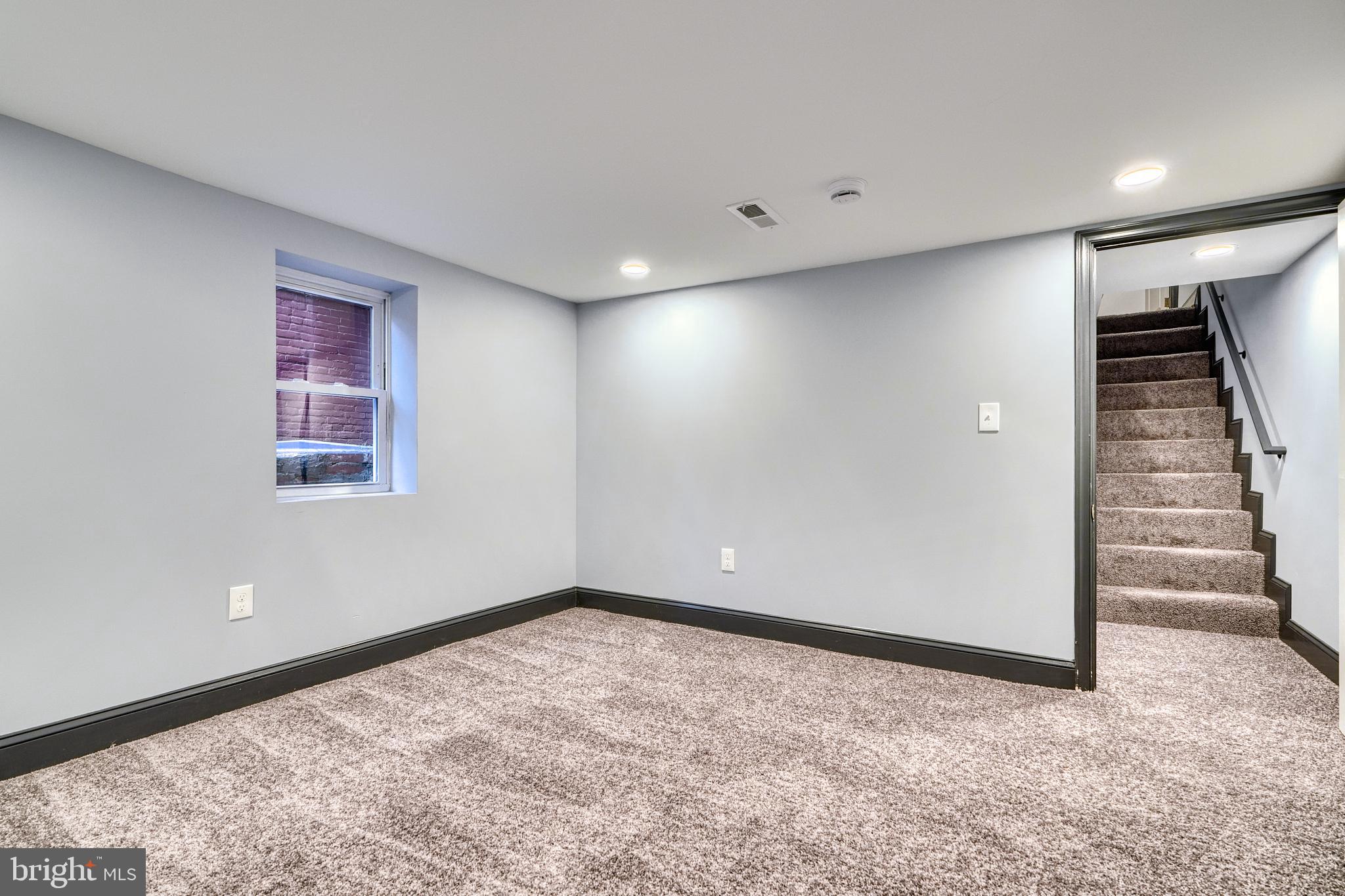 FRANKFORD - Residential