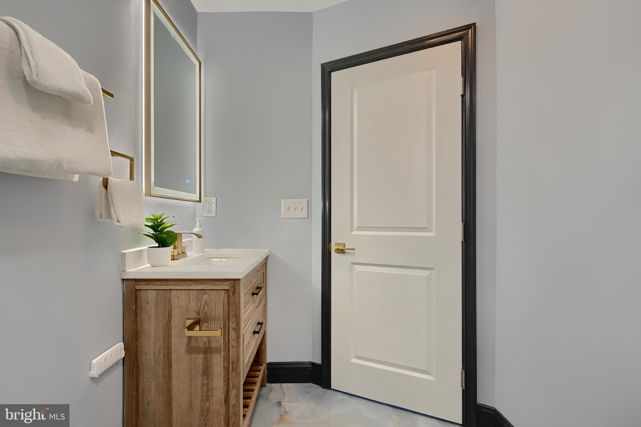 FRANKFORD - Residential