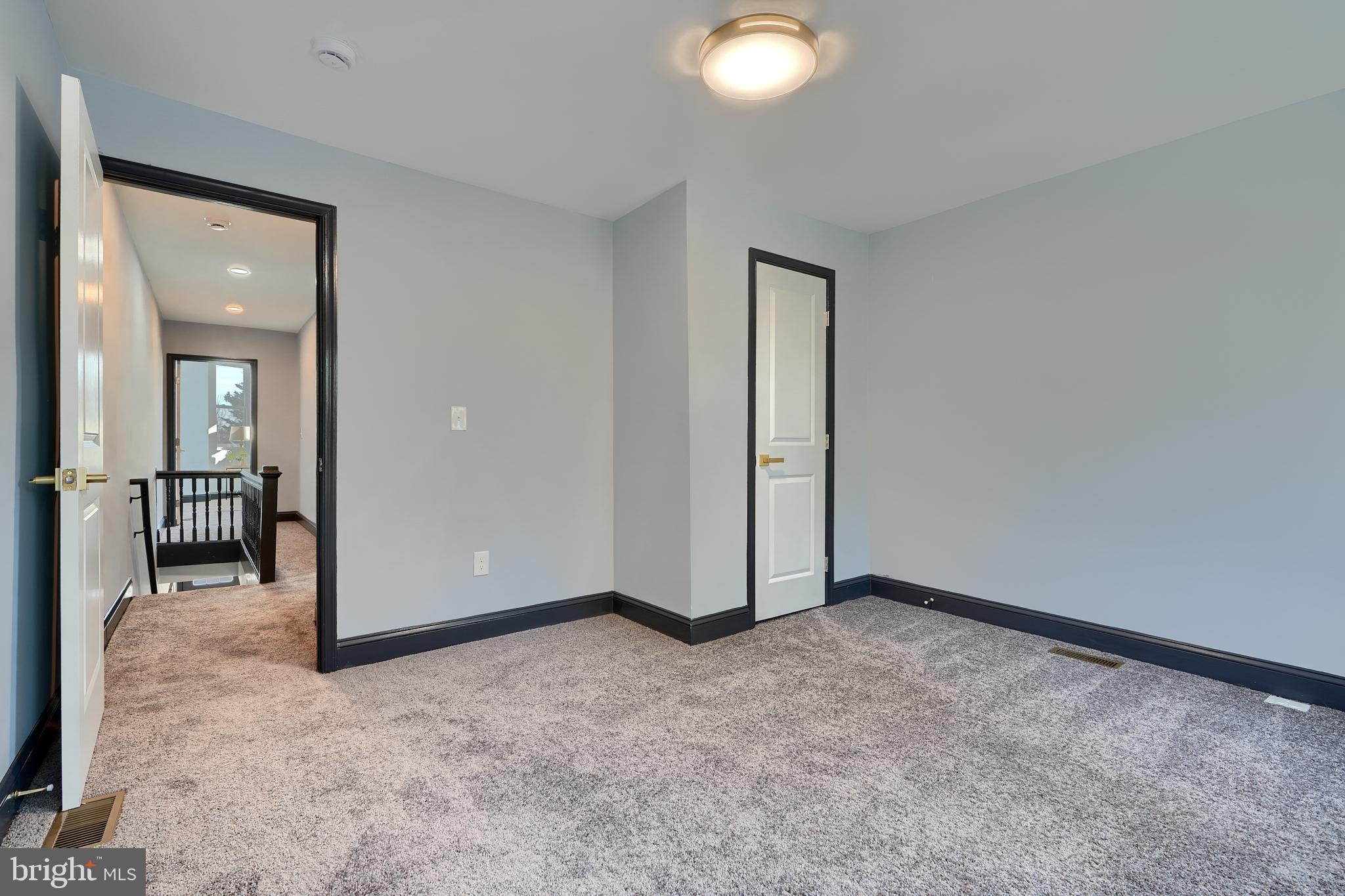 FRANKFORD - Residential