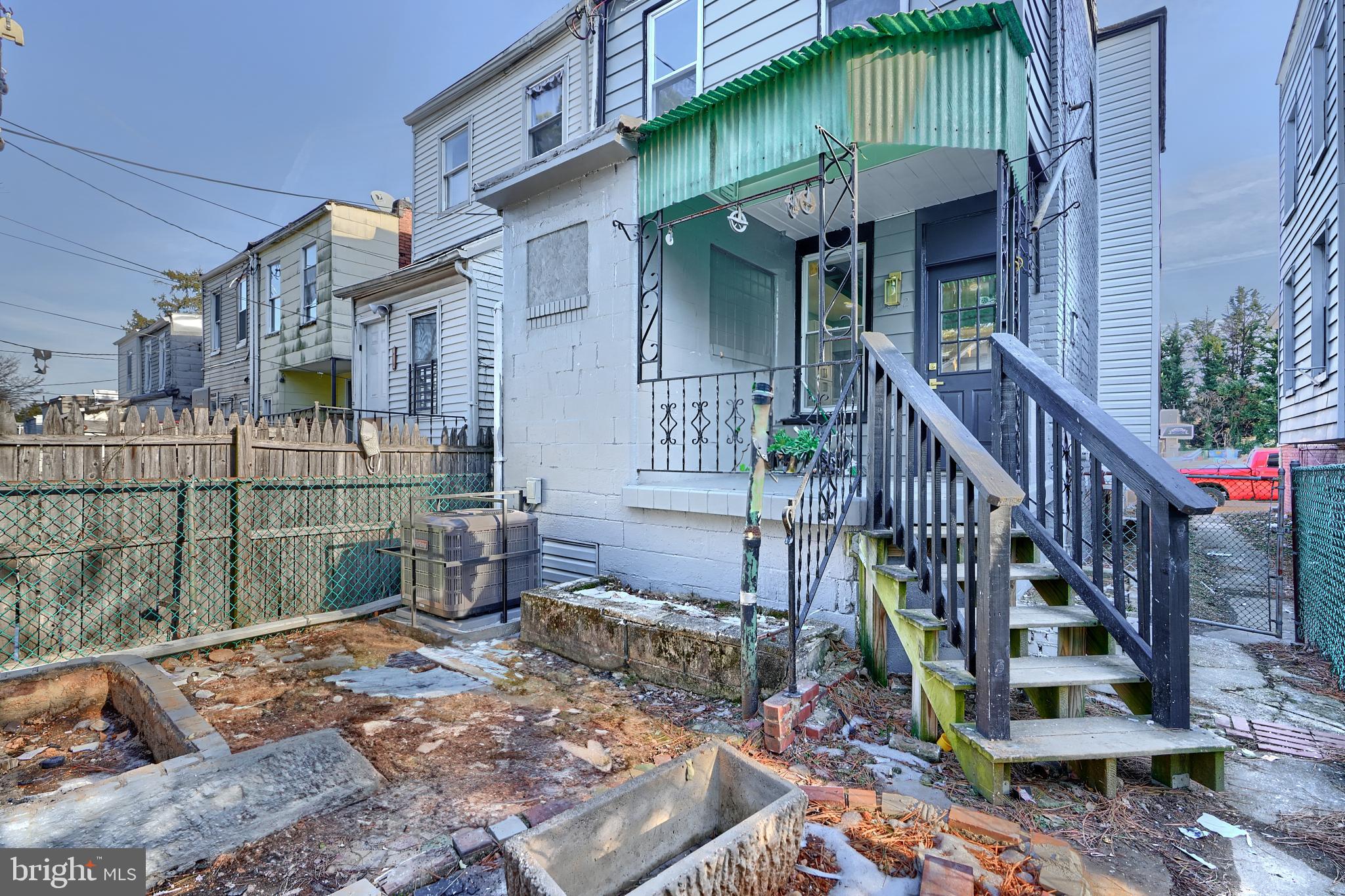 FRANKFORD - Residential