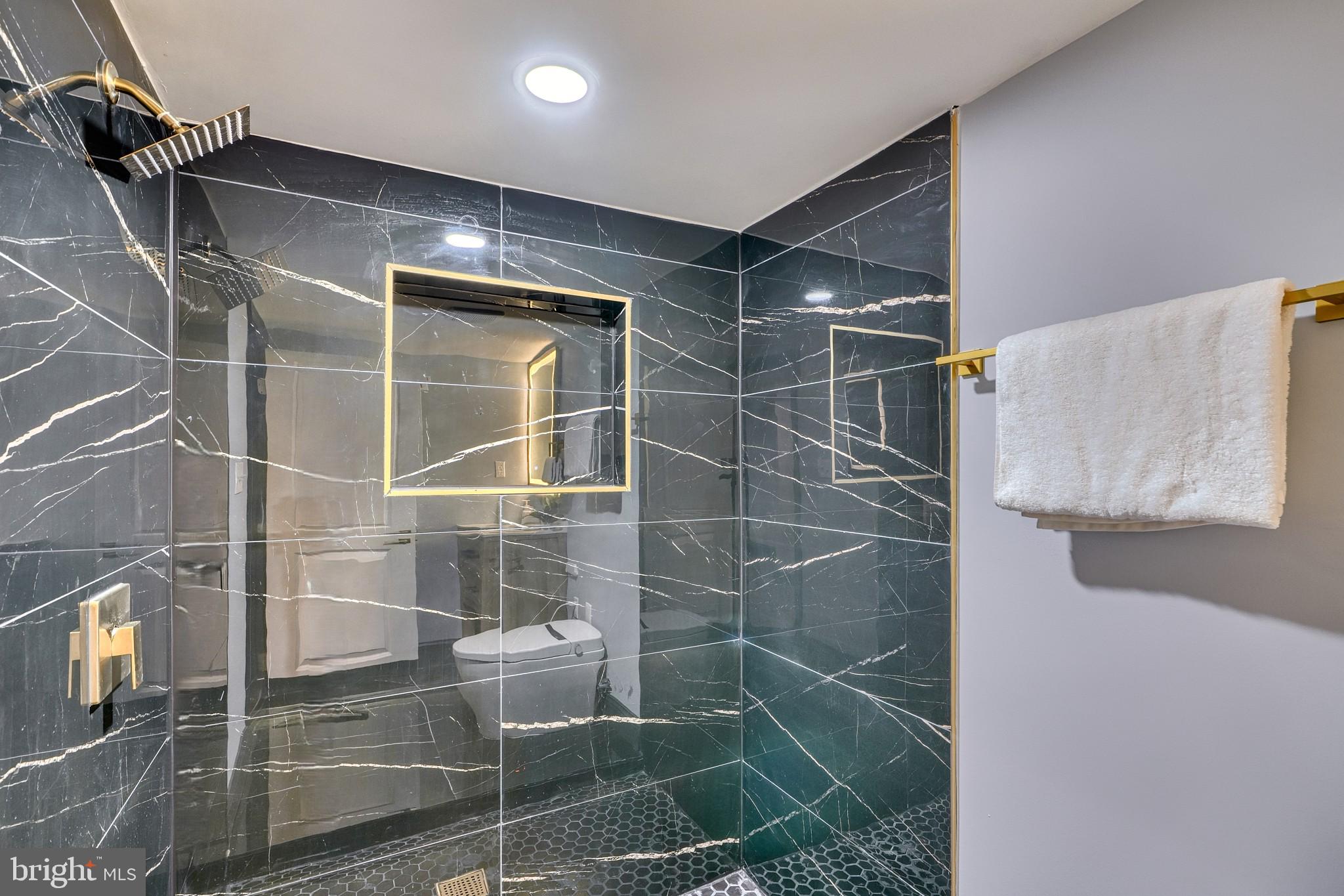 FRANKFORD - Residential