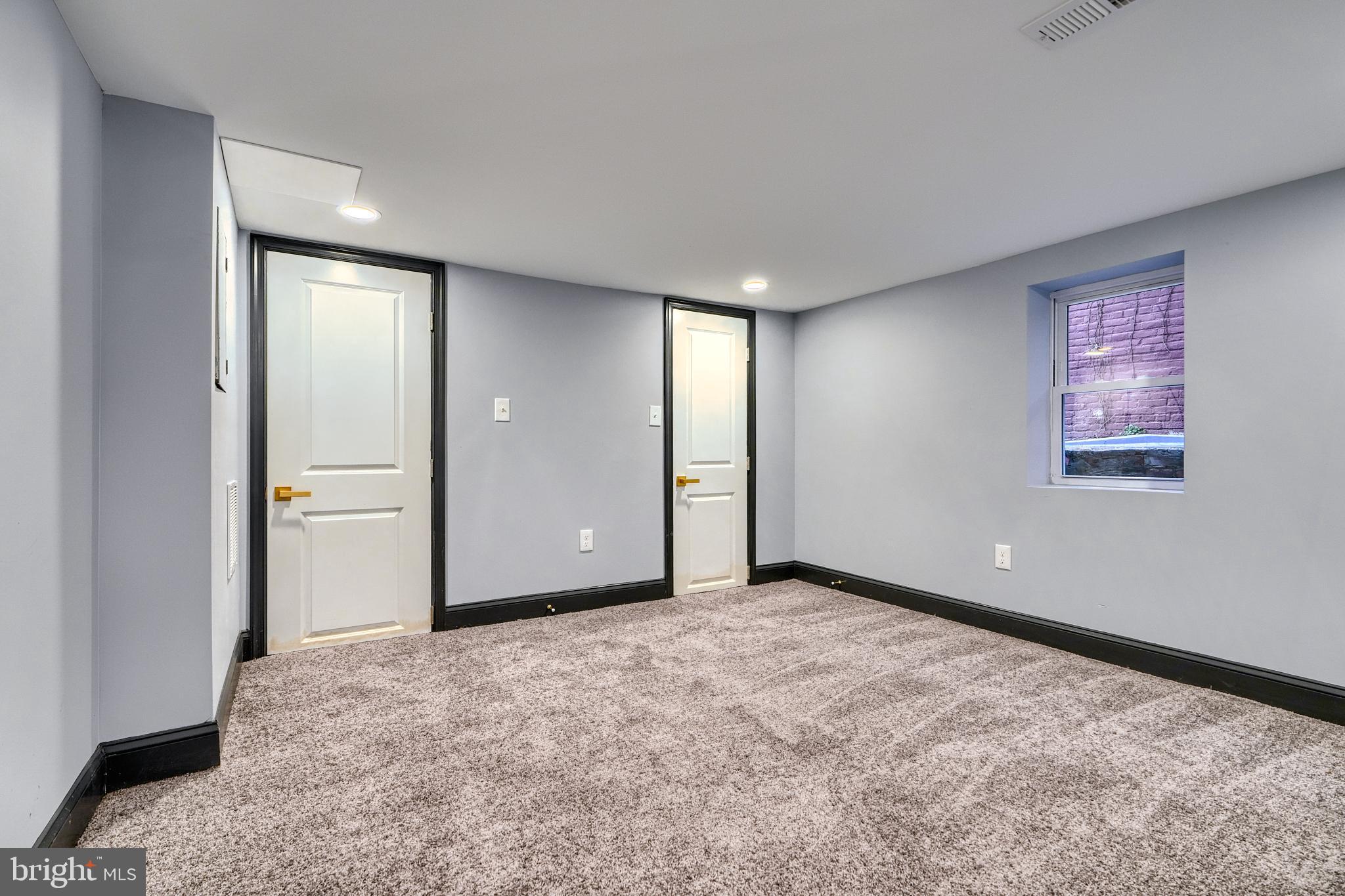 FRANKFORD - Residential