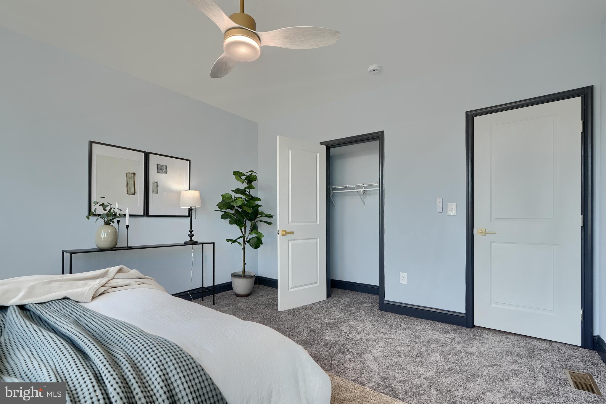 FRANKFORD - Residential