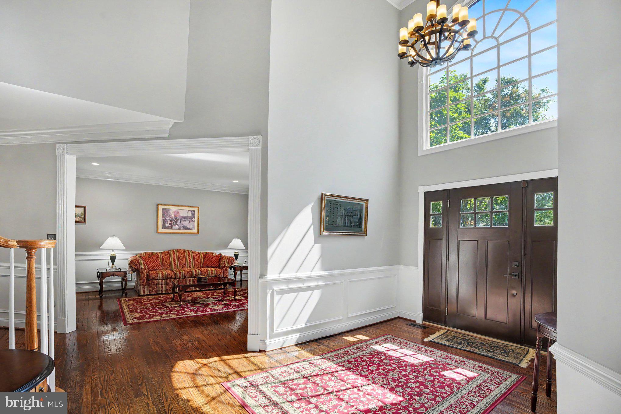 221 HAZELTINE CIRCLE