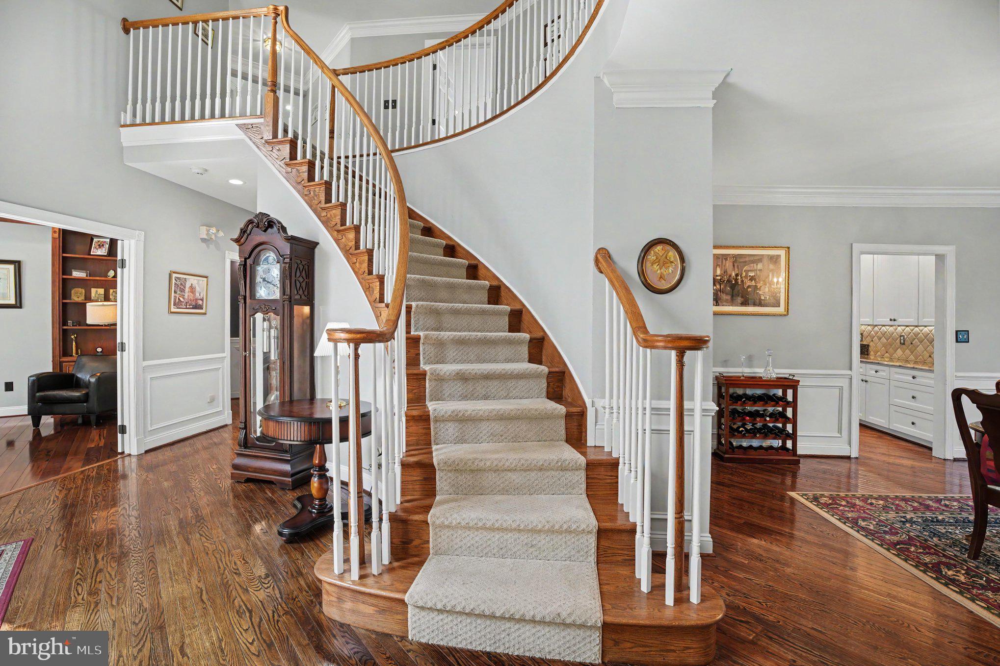 221 HAZELTINE CIRCLE