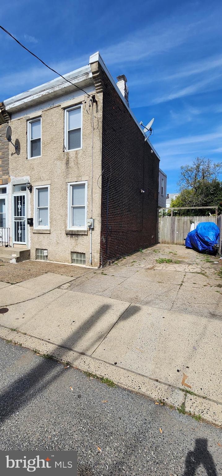 PHILADELPHIA - Residential