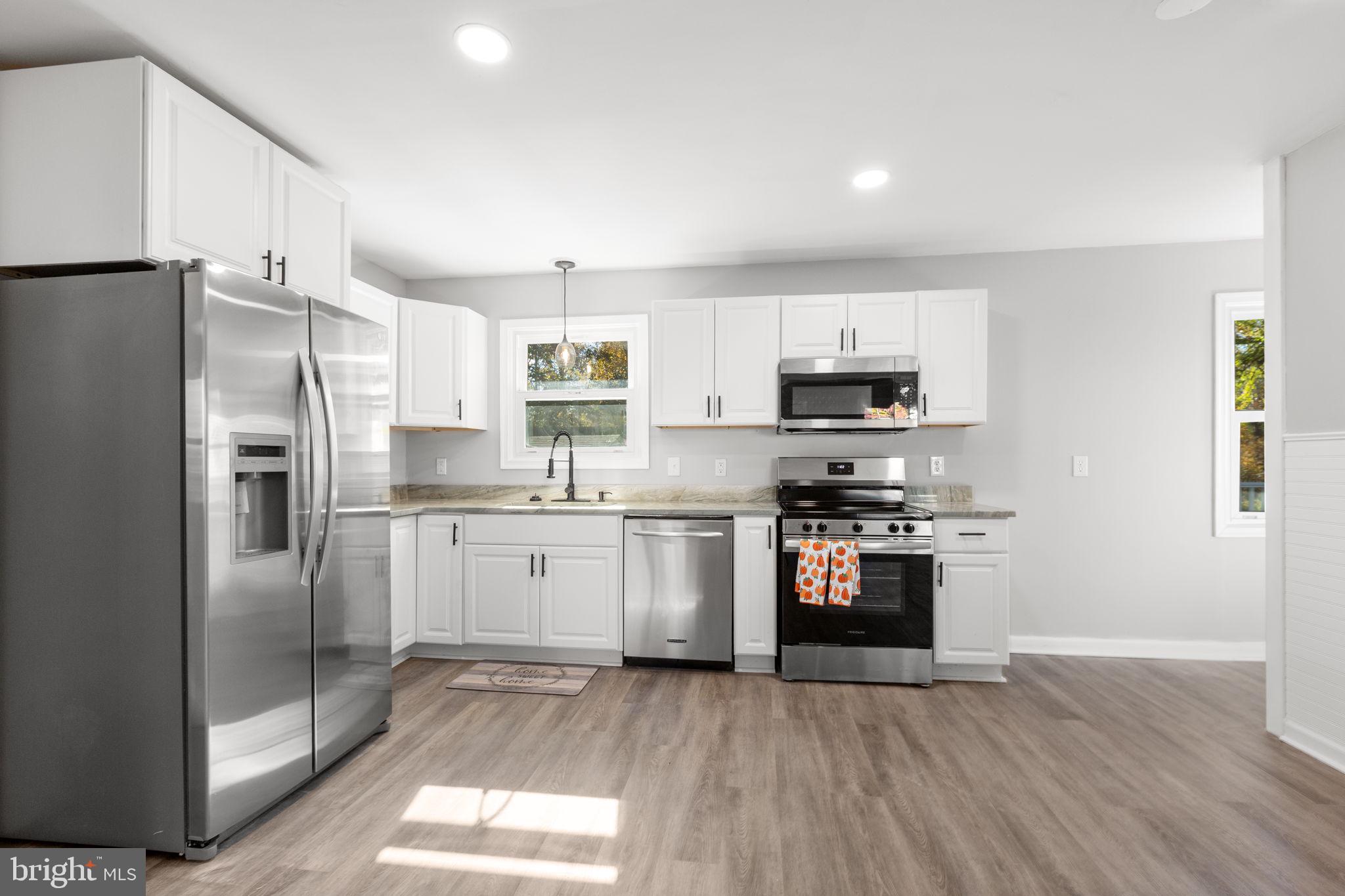 CAMPBELL CREEK VILLAGE - Residential