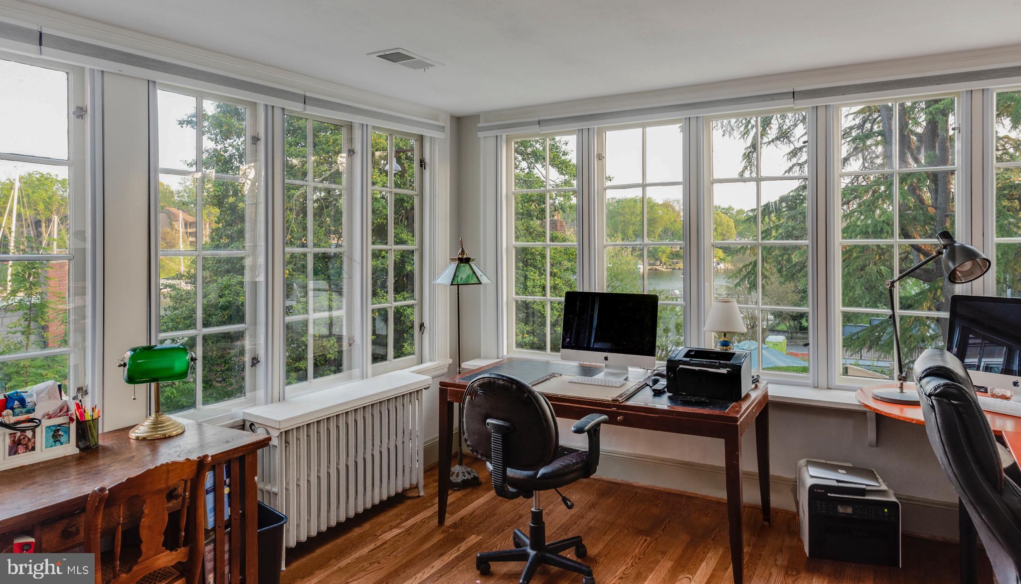 HISTORIC DISTRICT - Residential