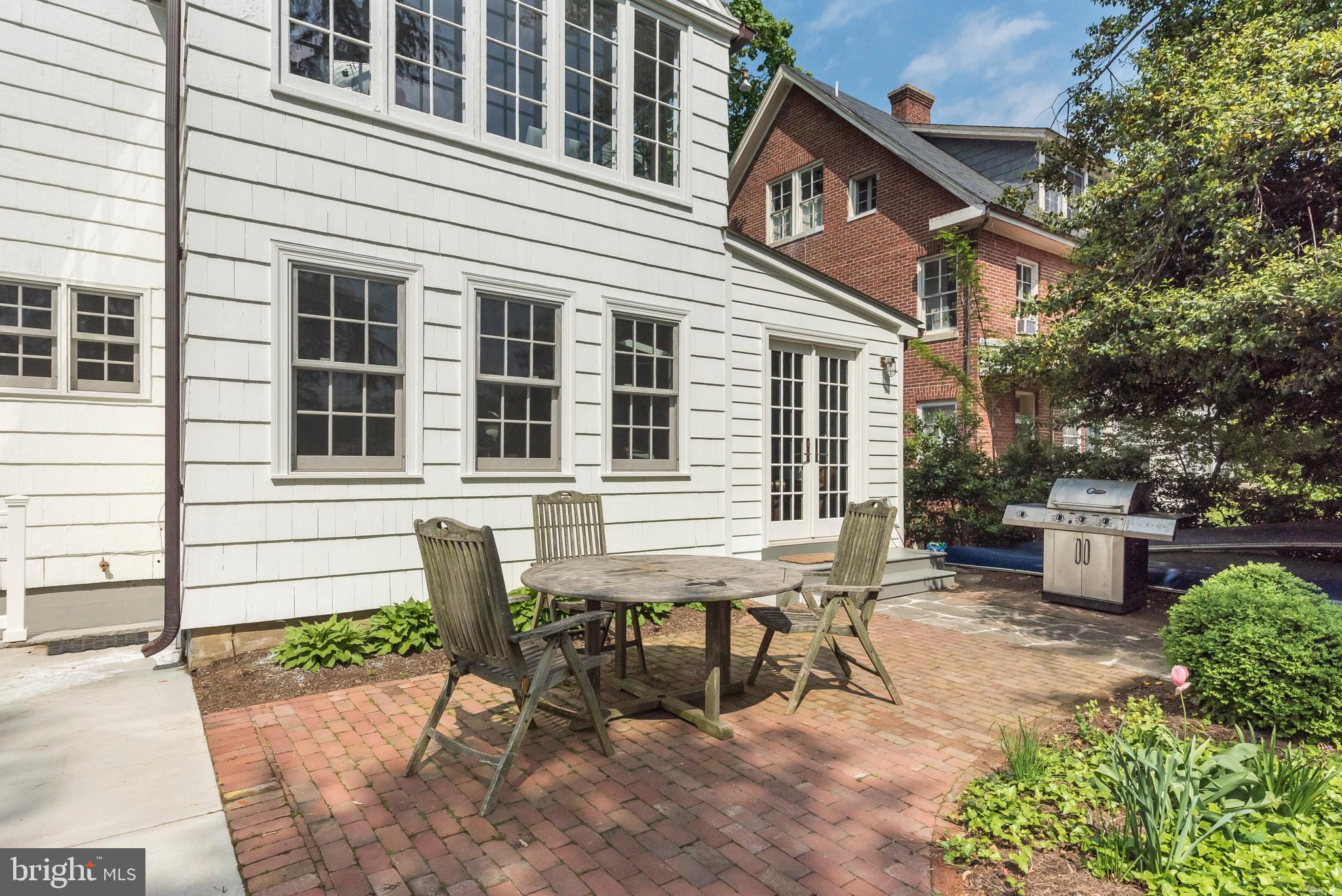 HISTORIC DISTRICT - Residential