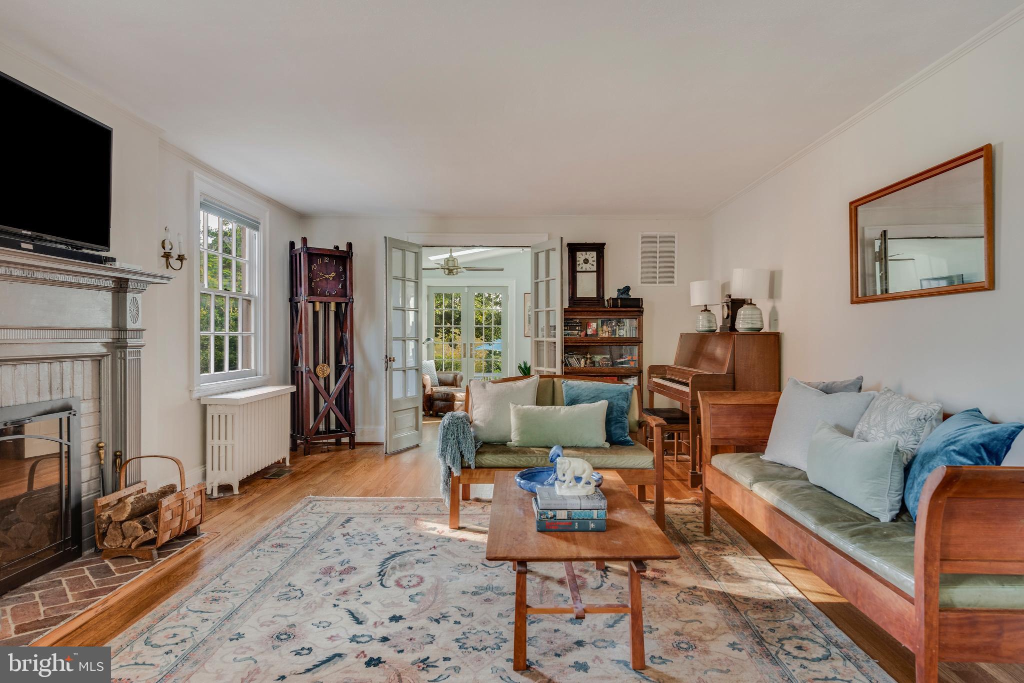 HISTORIC DISTRICT - Residential