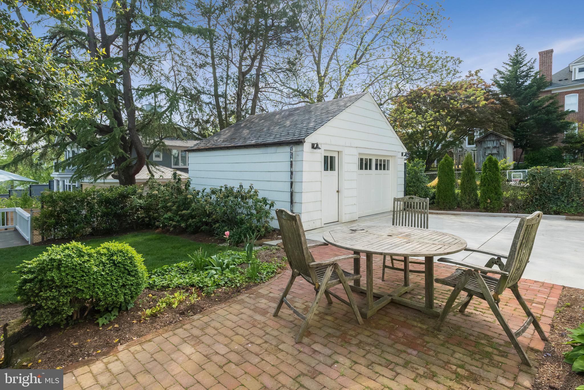 HISTORIC DISTRICT - Residential