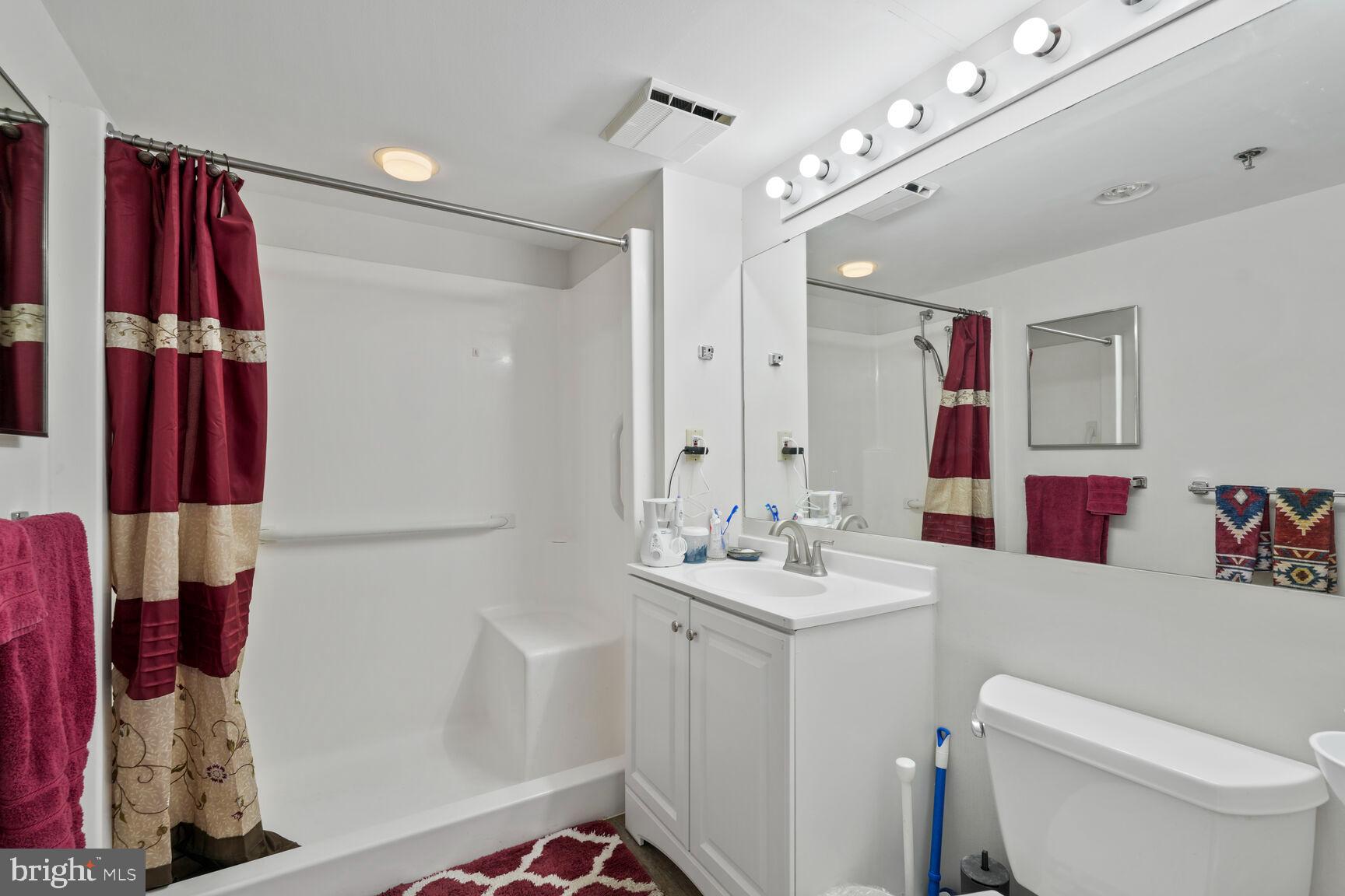 THE JEFFERSON - SUNRISE SENIOR LIVING - Residential Lease