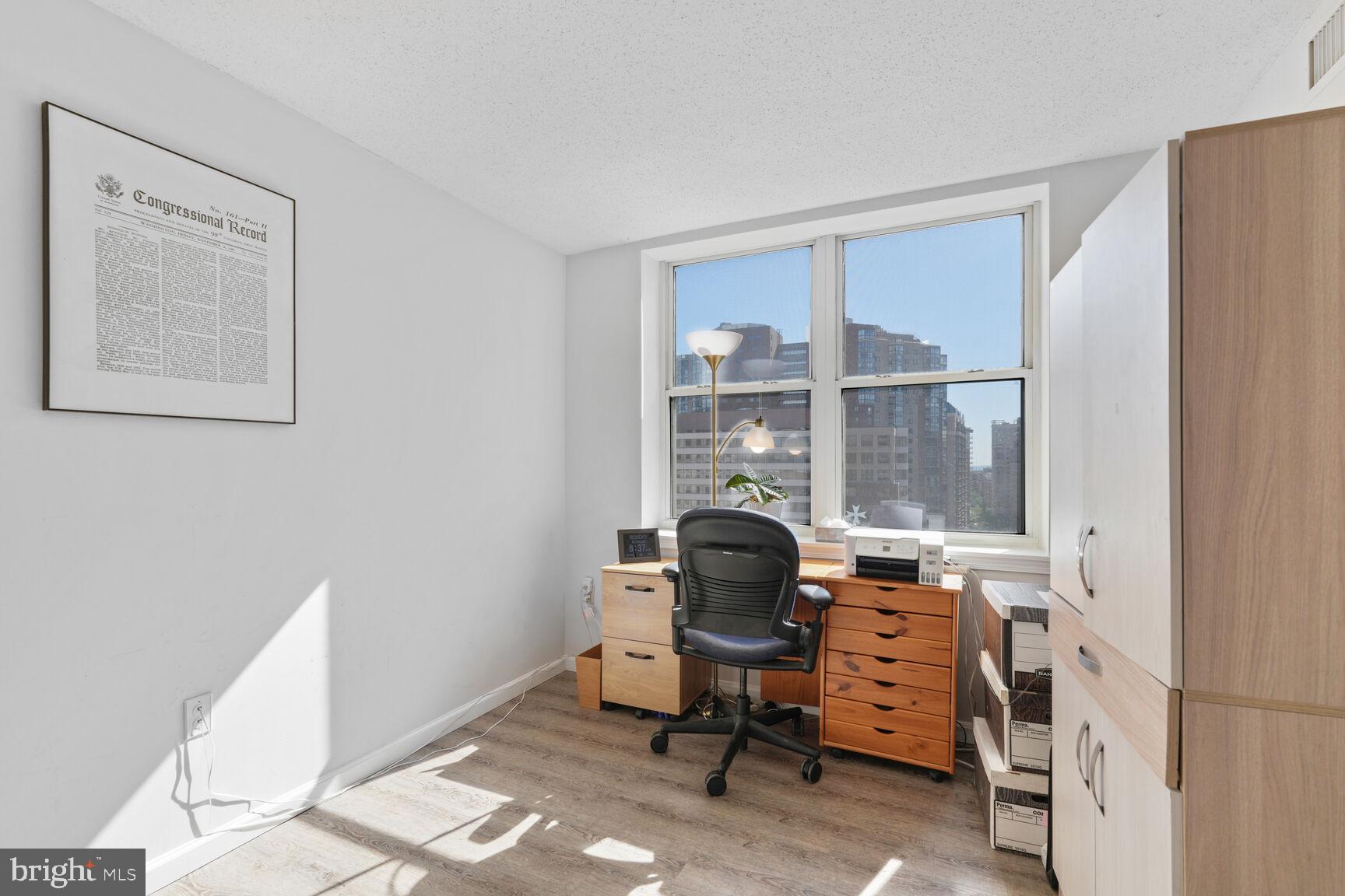 THE JEFFERSON - SUNRISE SENIOR LIVING - Residential Lease