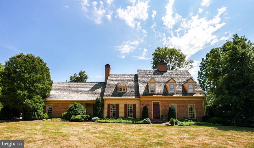 Nestled in highly desired Mount Gilead and with Fios. Tree lined drive leads you to this private sanctuary featuring custom brick Williamsburg style home, pool, formal gardens, and 2 outbuildings. Half cleared and half wooded. 3 acres of land is leased to Loudoun's oldest winery, Willowcroft.  Located in the Mount Gilead Agricultural and Forestal District.