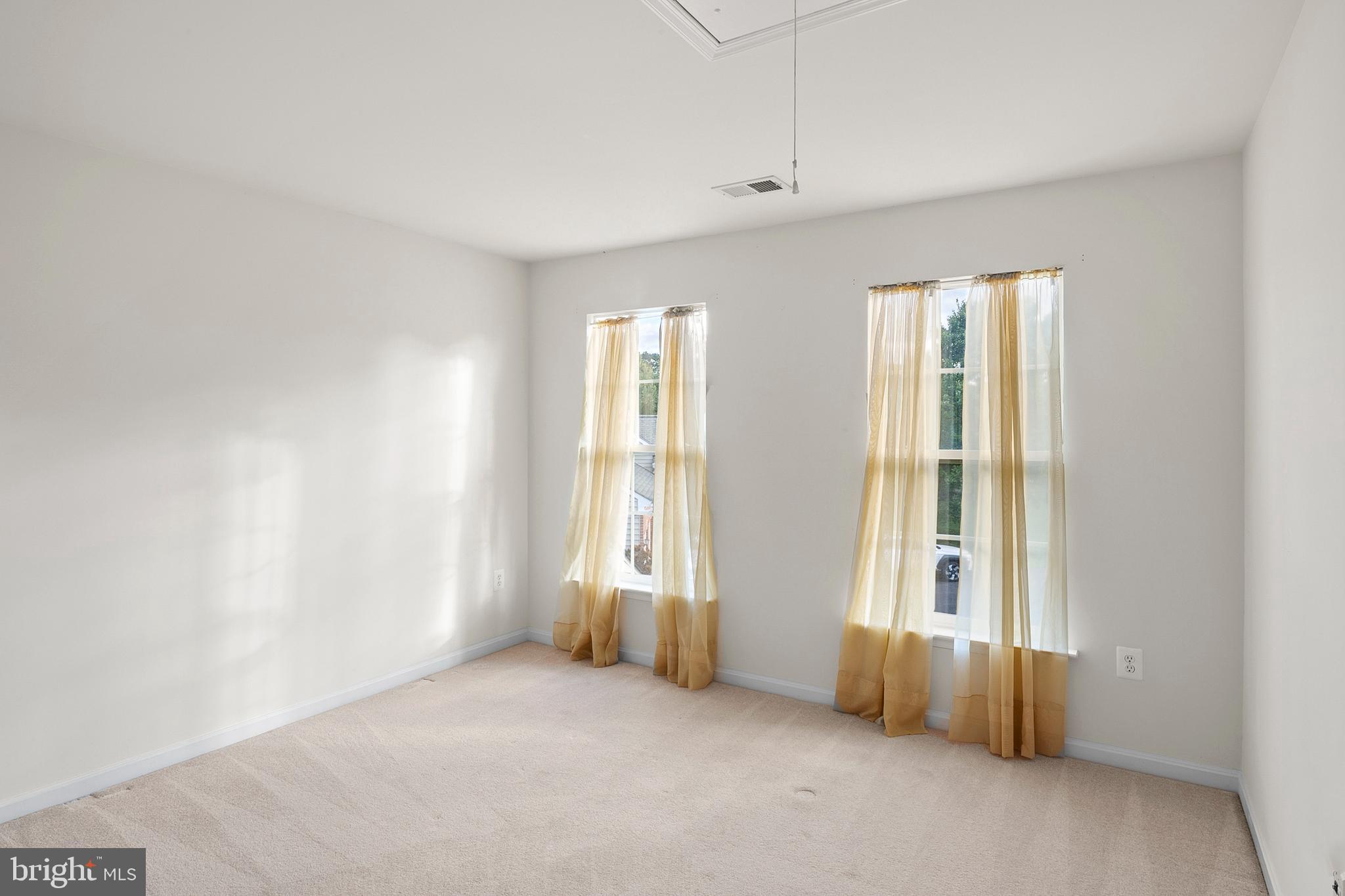 ASHBROOK - Residential