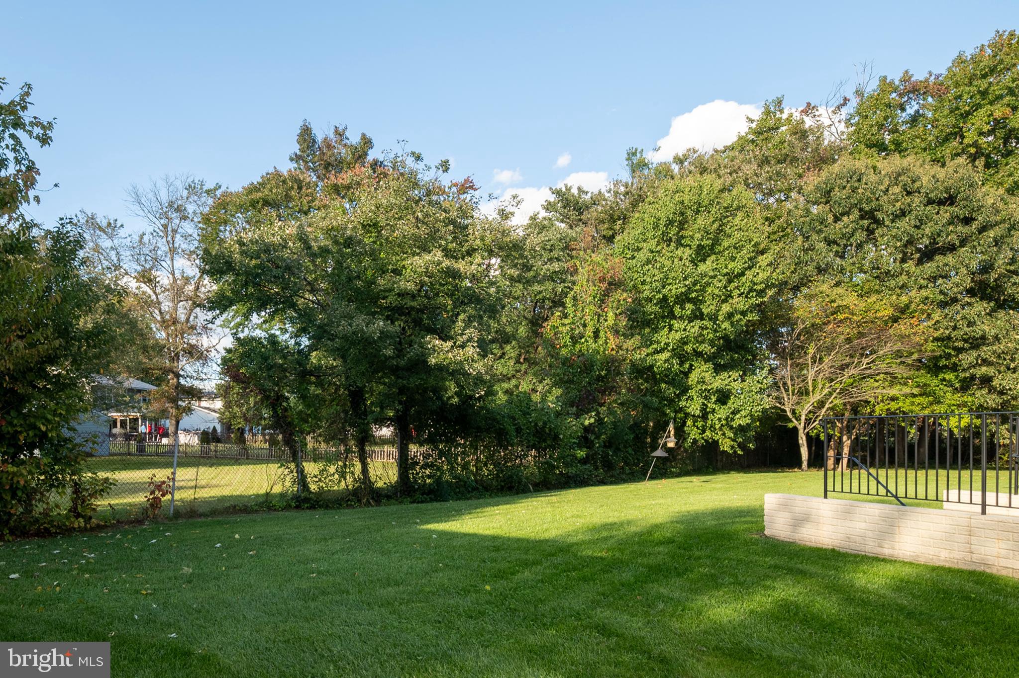 ASHBROOK - Residential